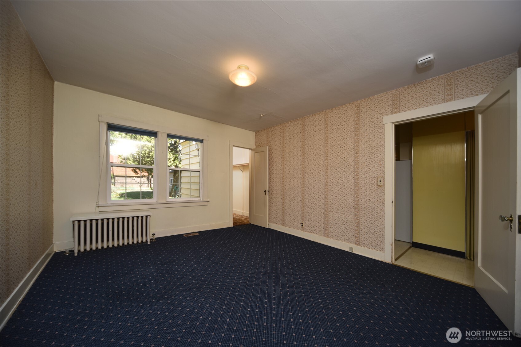 107 W 9th Avenue Property Photo 13