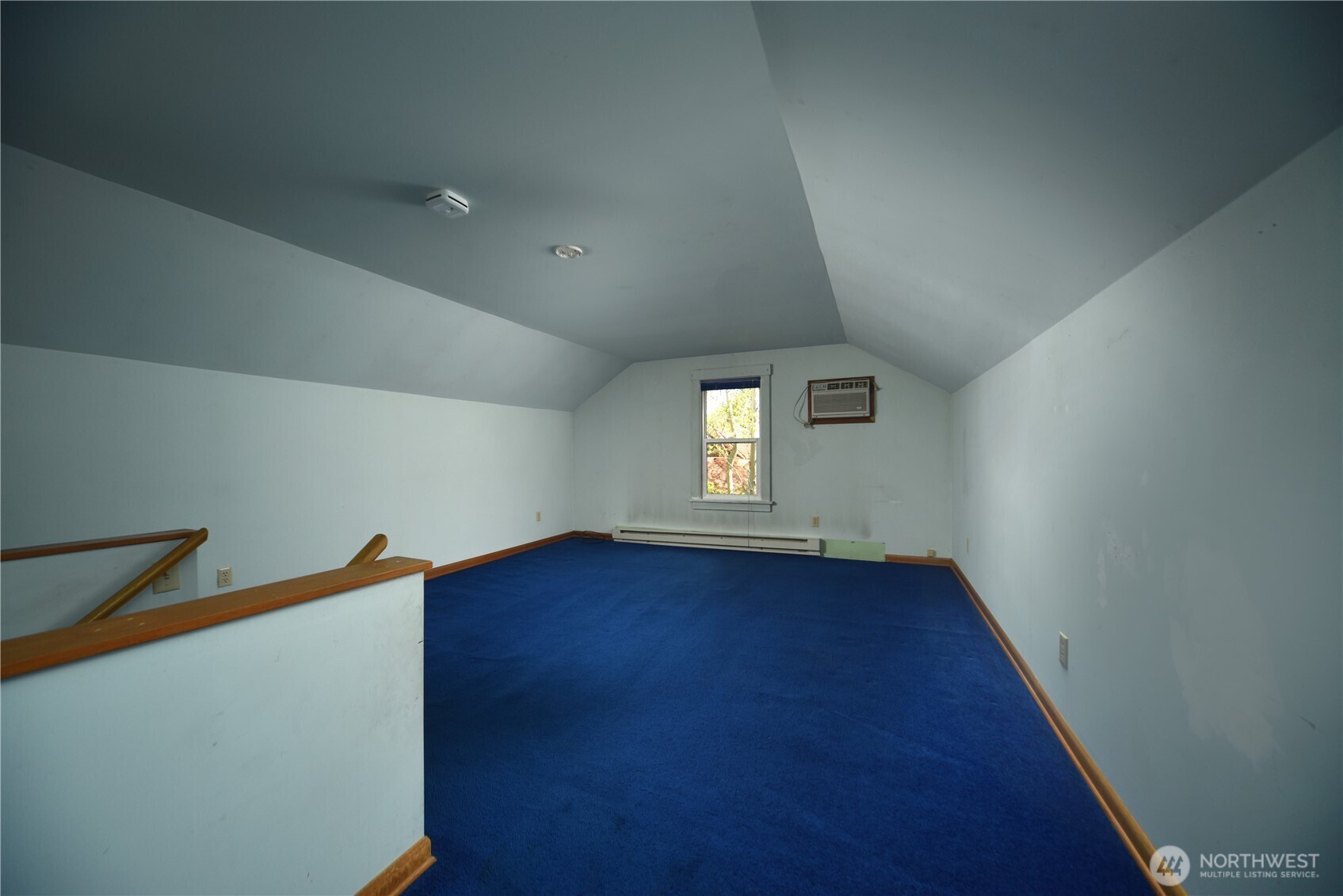 107 W 9th Avenue Property Photo 16