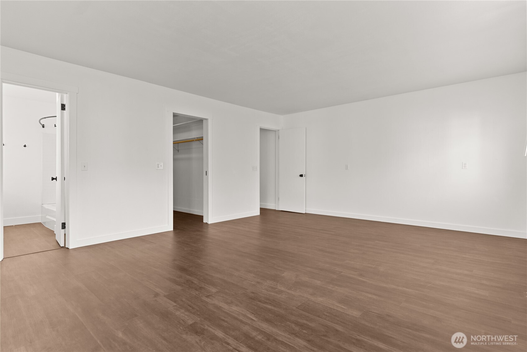 20752 State Route 20 Property Photo 13