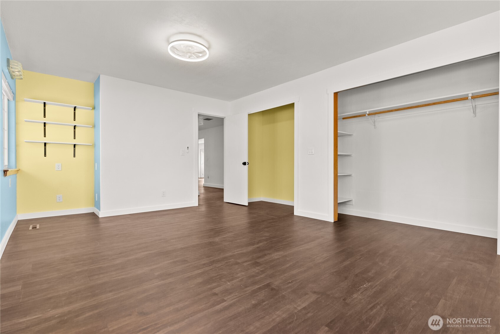 20752 State Route 20 Property Photo 17