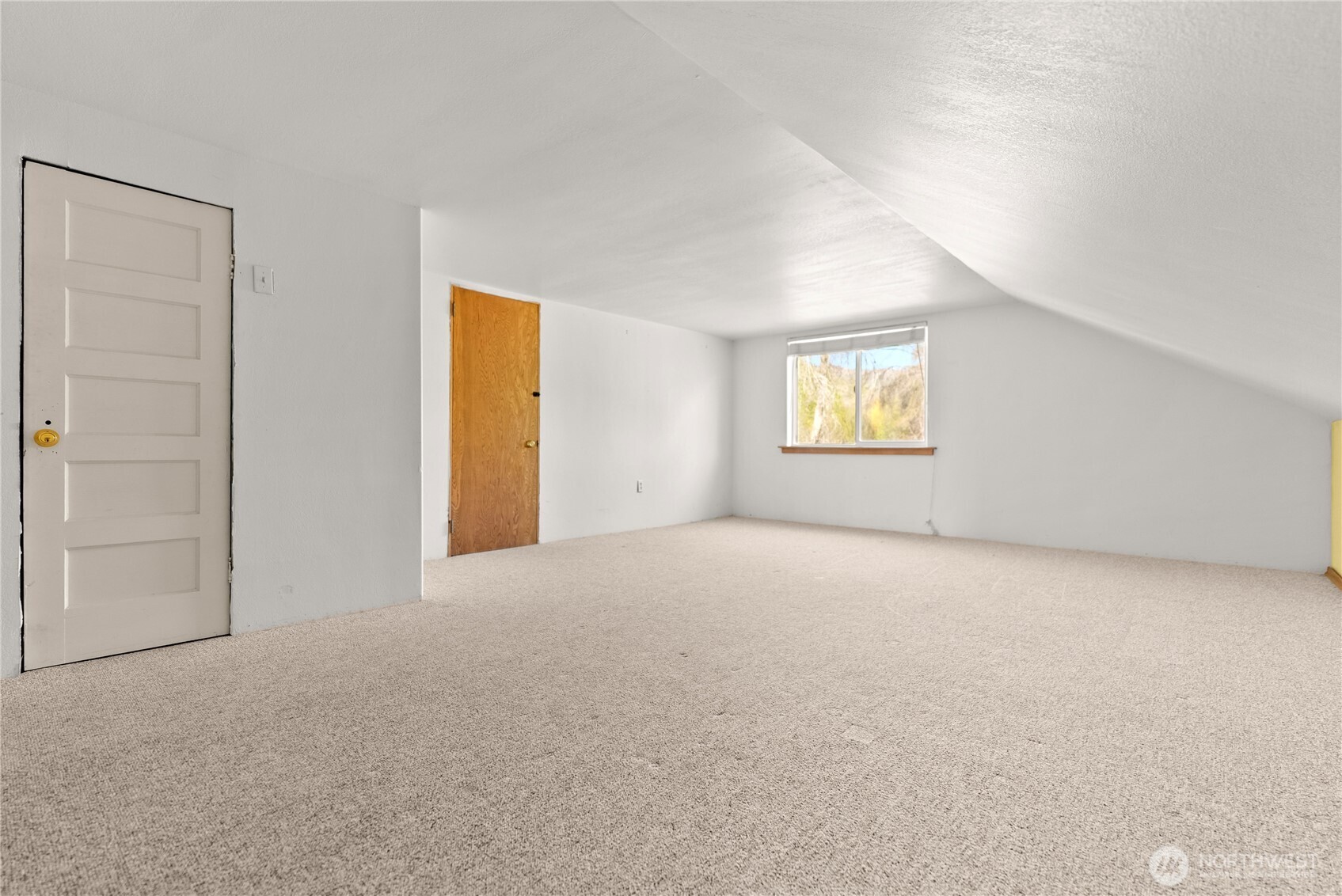 20752 State Route 20 Property Photo 21