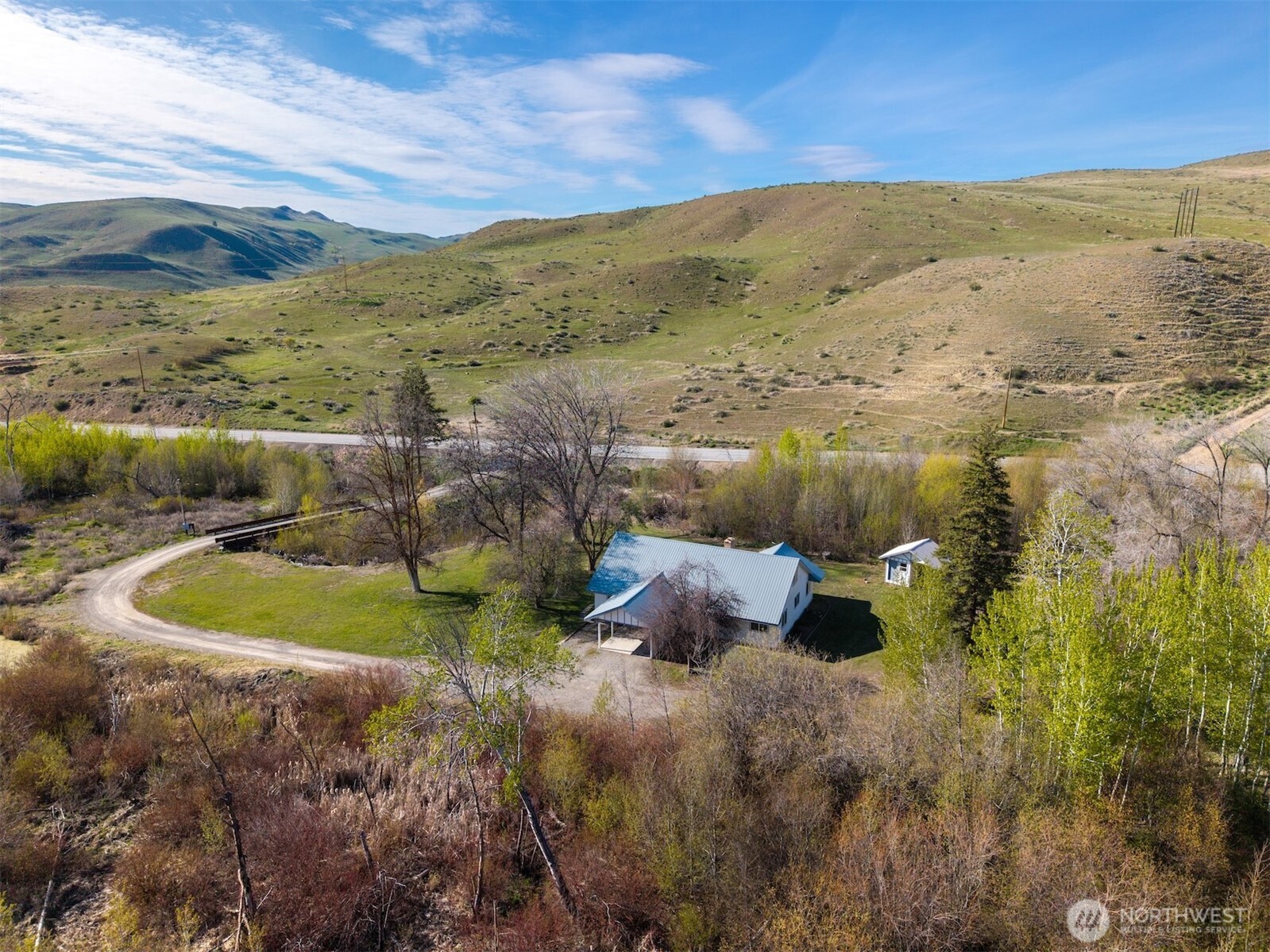 20752 State Route 20 Property Photo 32
