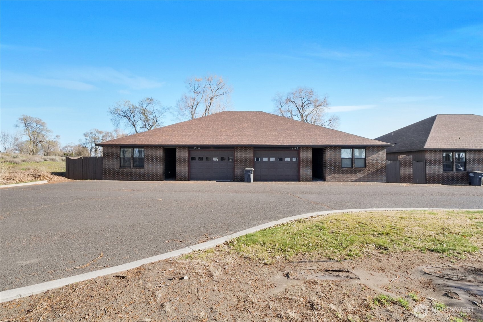 1331 Ne Nanto Road A&b Property Photo 1