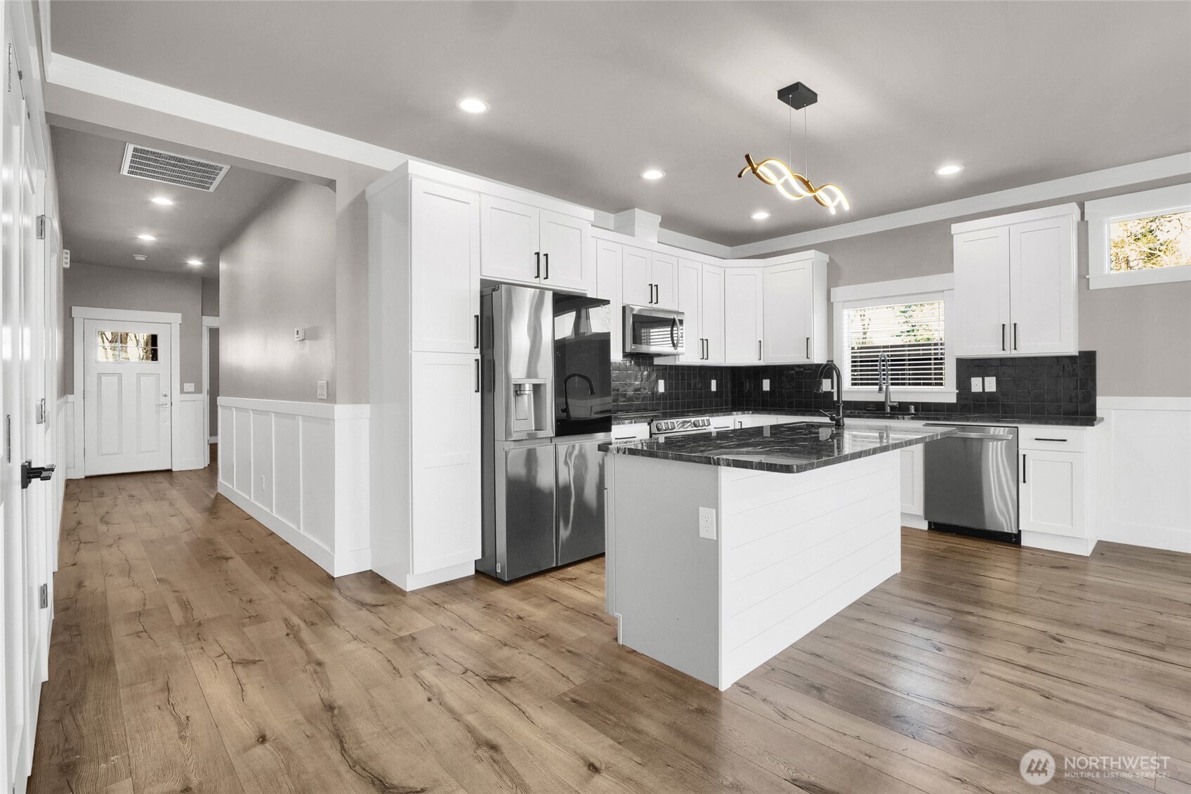 1331 Ne Nanto Road A&b Property Photo 13