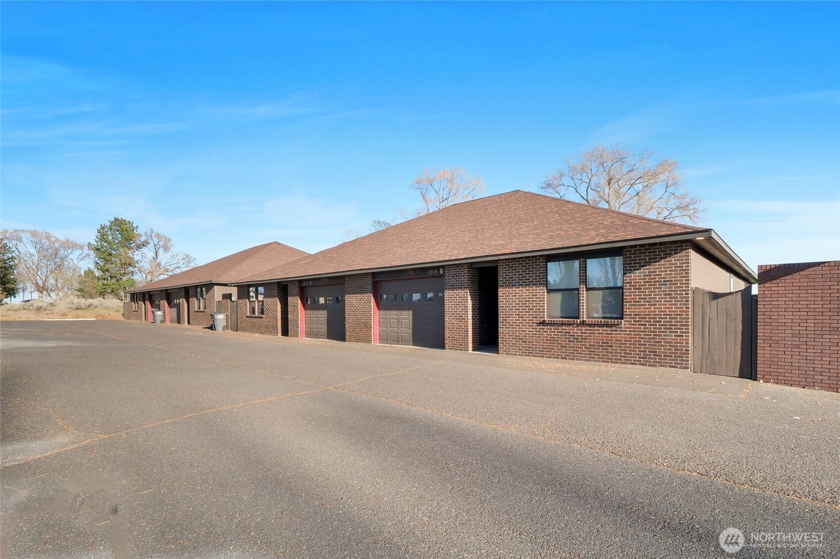 1315 Ne Nanto Road A&b Property Photo 4