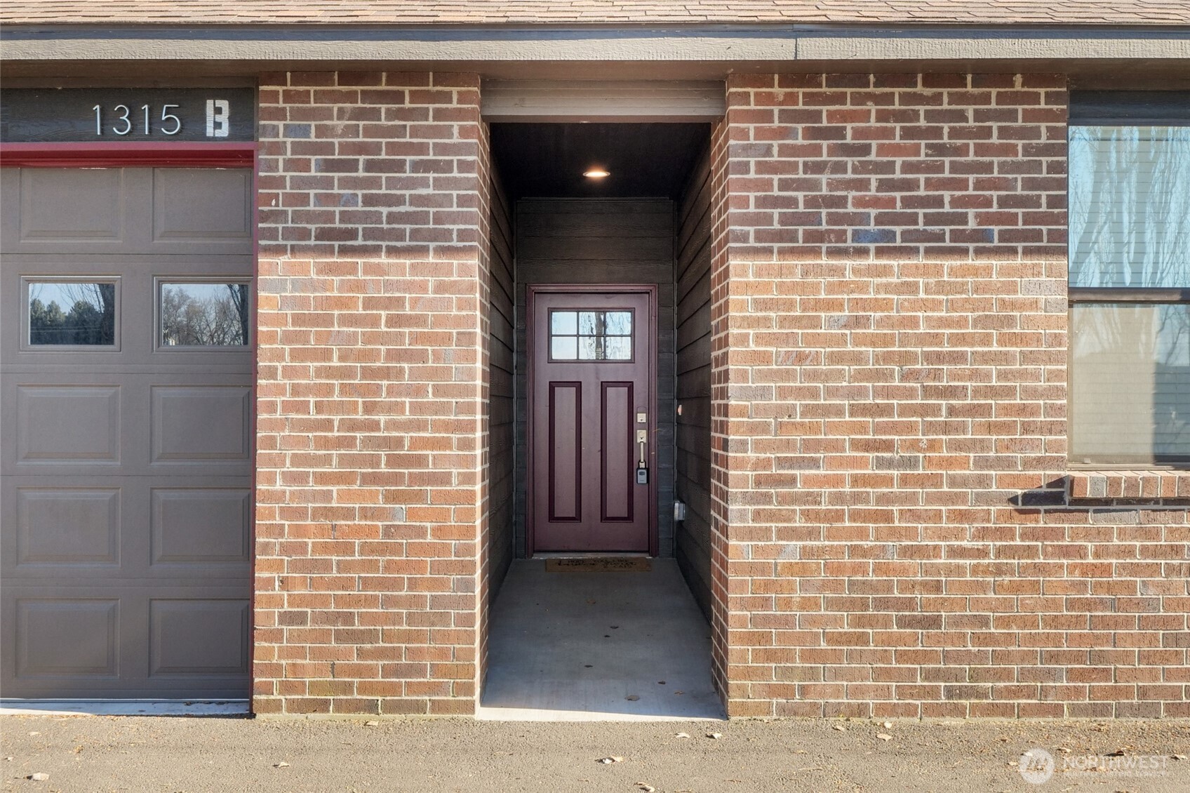 1315 Ne Nanto Road A&b Property Photo 8