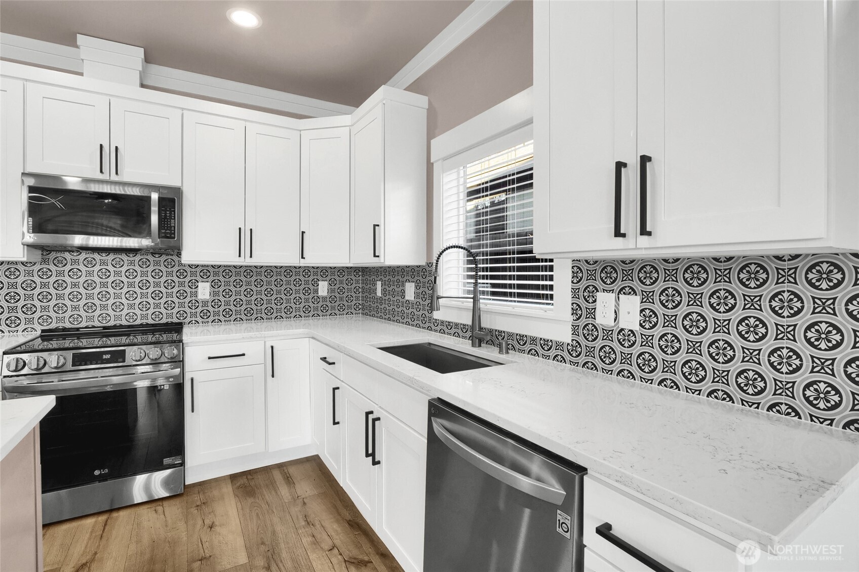 1315 Ne Nanto Road A&b Property Photo 18
