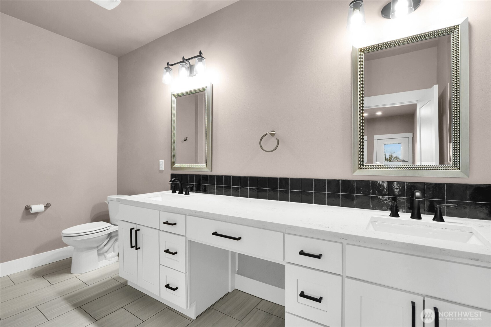 1315 Ne Nanto Road A&b Property Photo 23