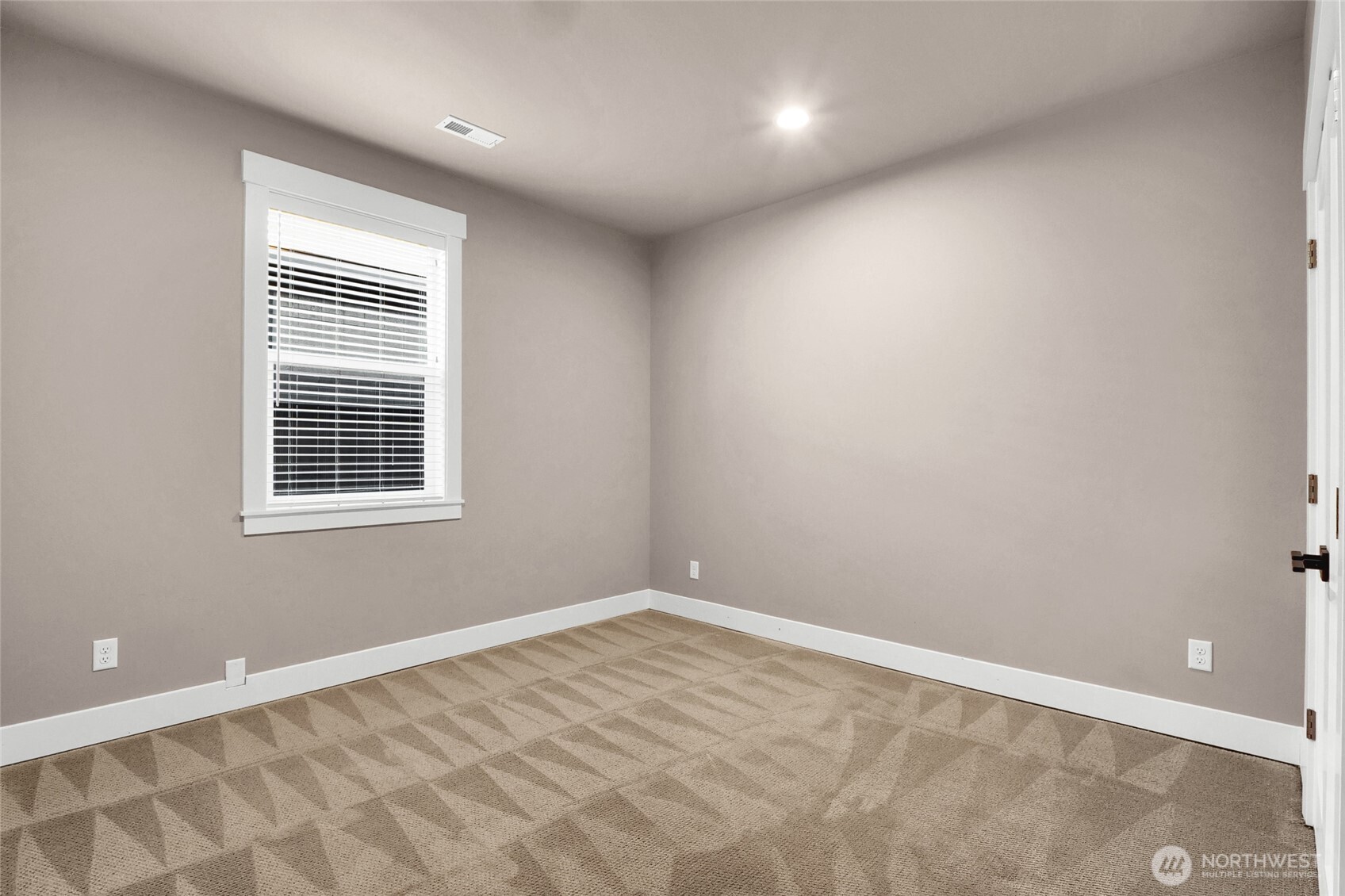1315 Ne Nanto Road A&b Property Photo 30