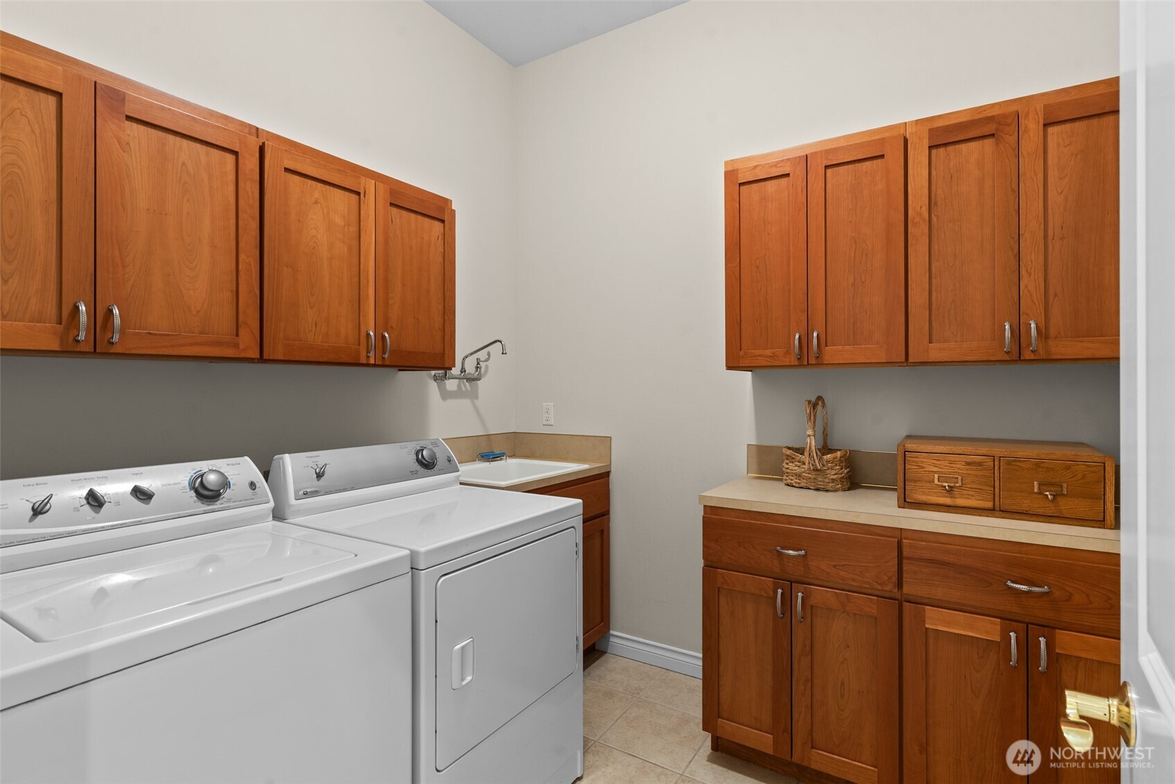 112 19th Street Property Photo 28