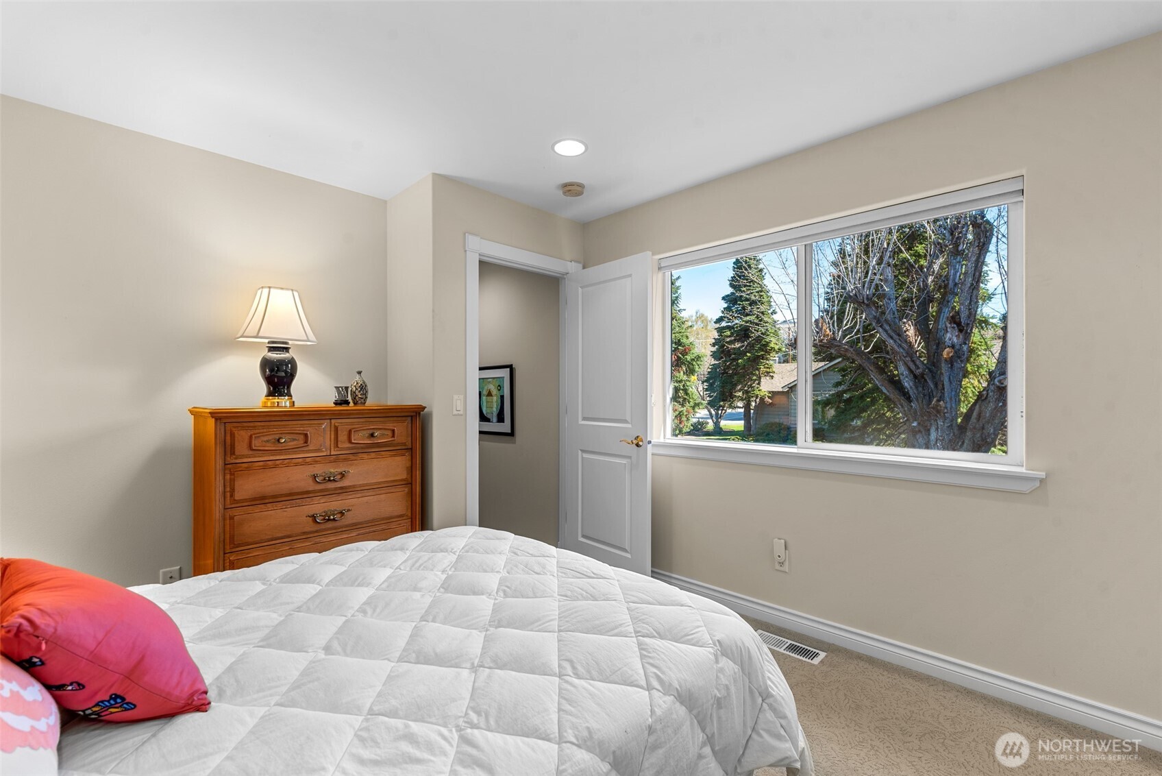 112 19th Street Property Photo 31