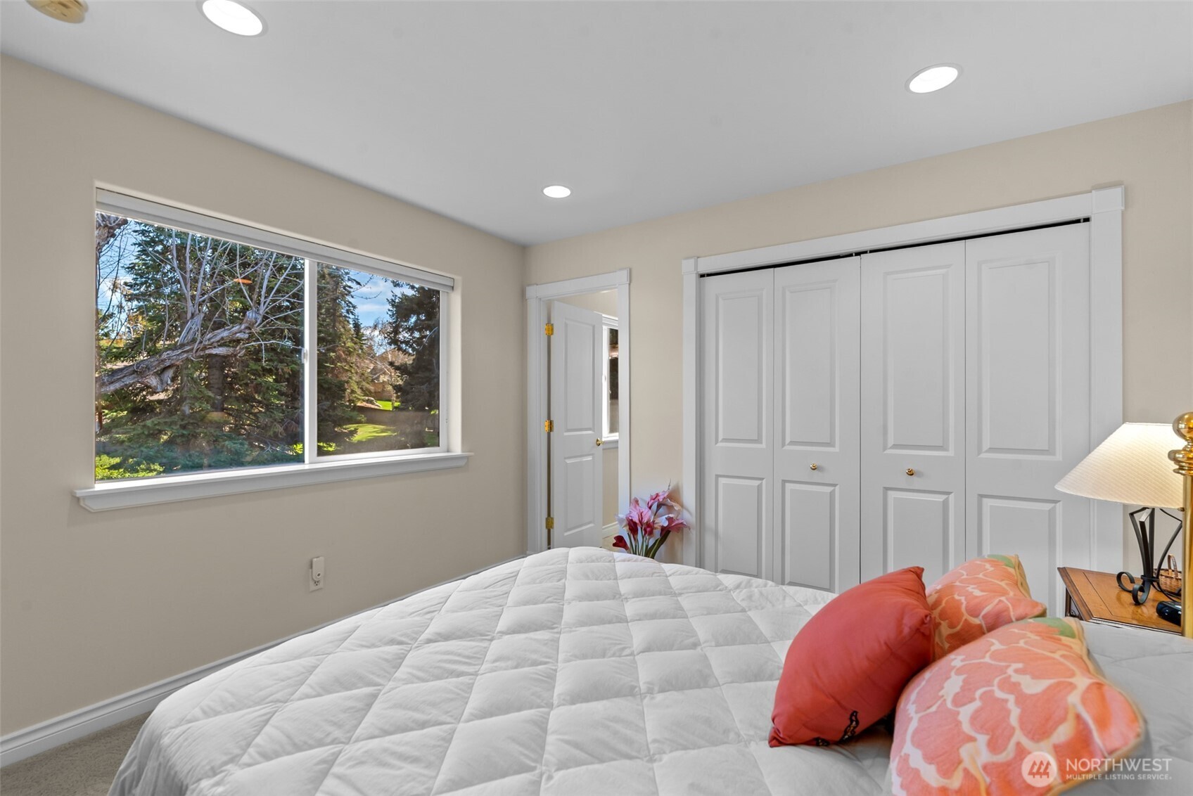 112 19th Street Property Photo 32