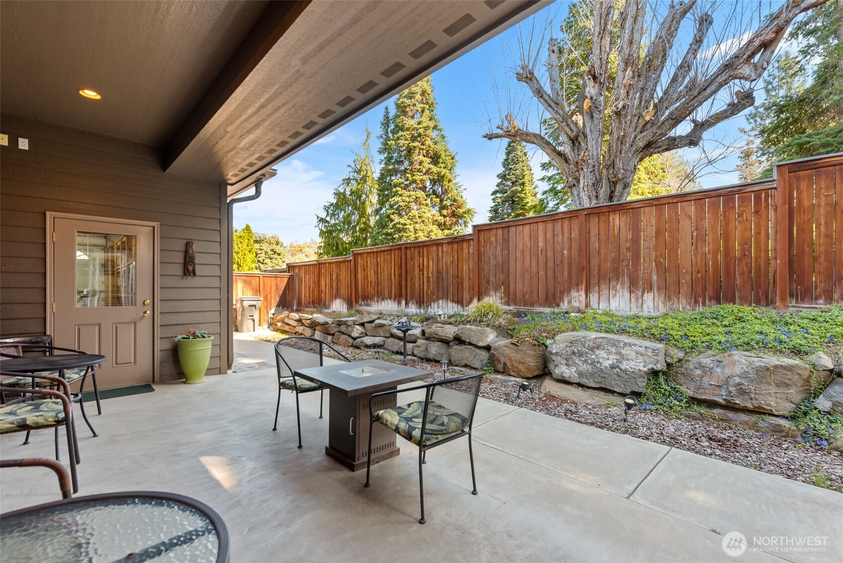 112 19th Street Property Photo 35
