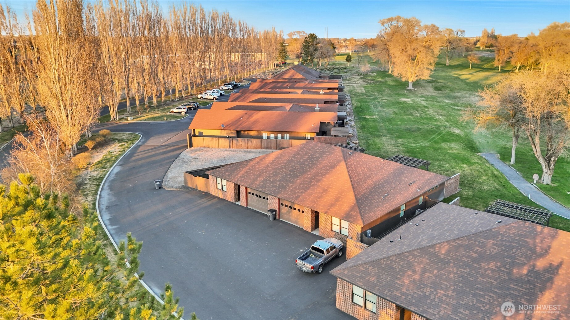 1233 NE Nanto Road A&B Property Photo 1