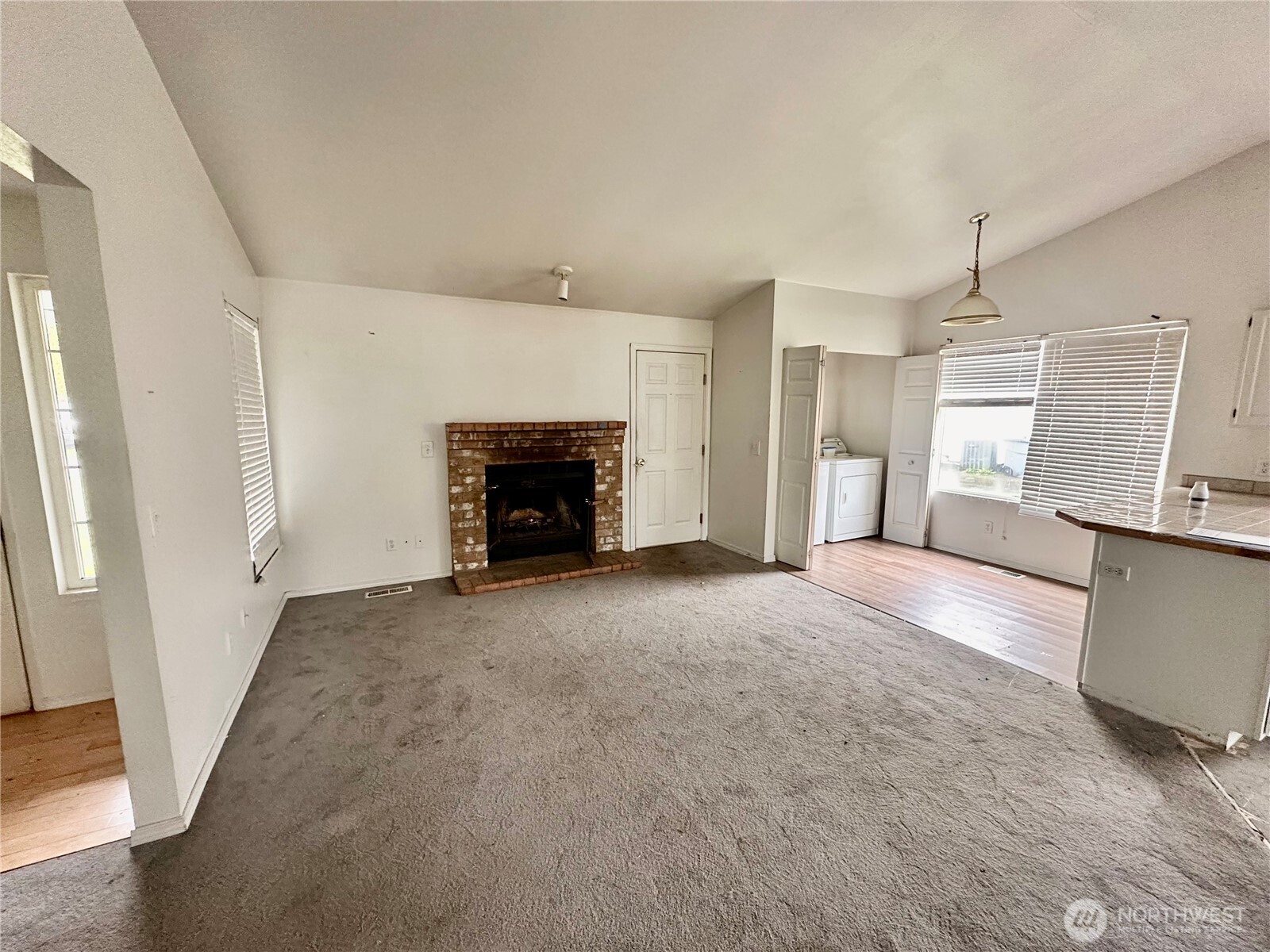 24516 47th Avenue Property Photo 4