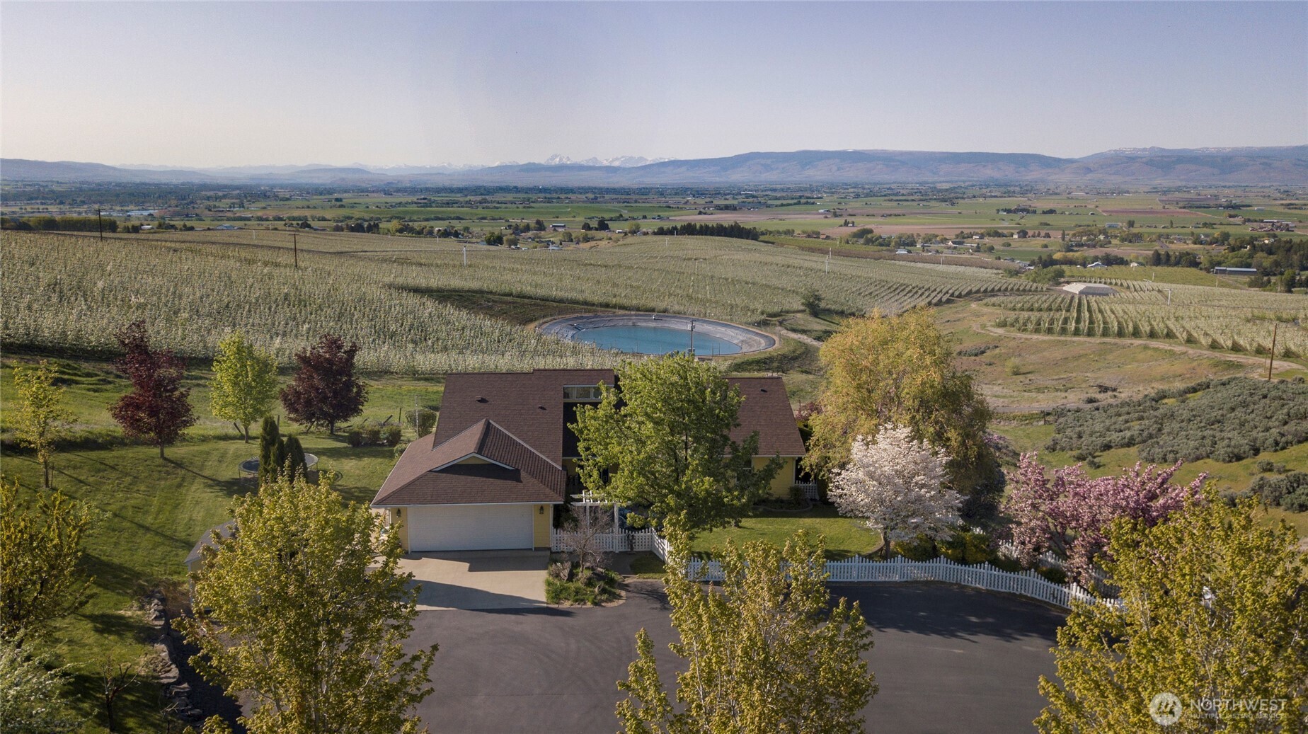 1677 Dodge Road Property Photo 1