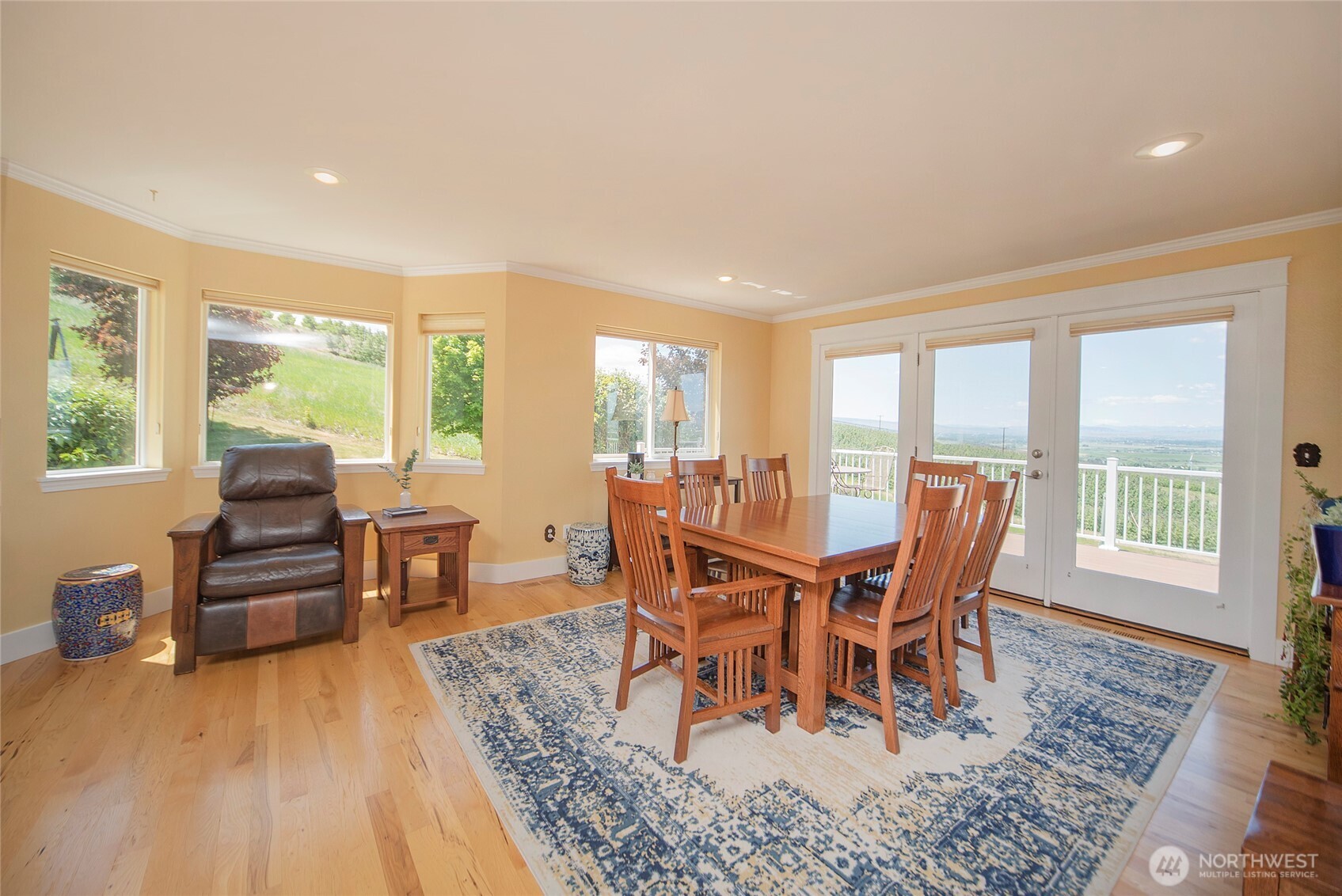 1677 Dodge Road Property Photo 8