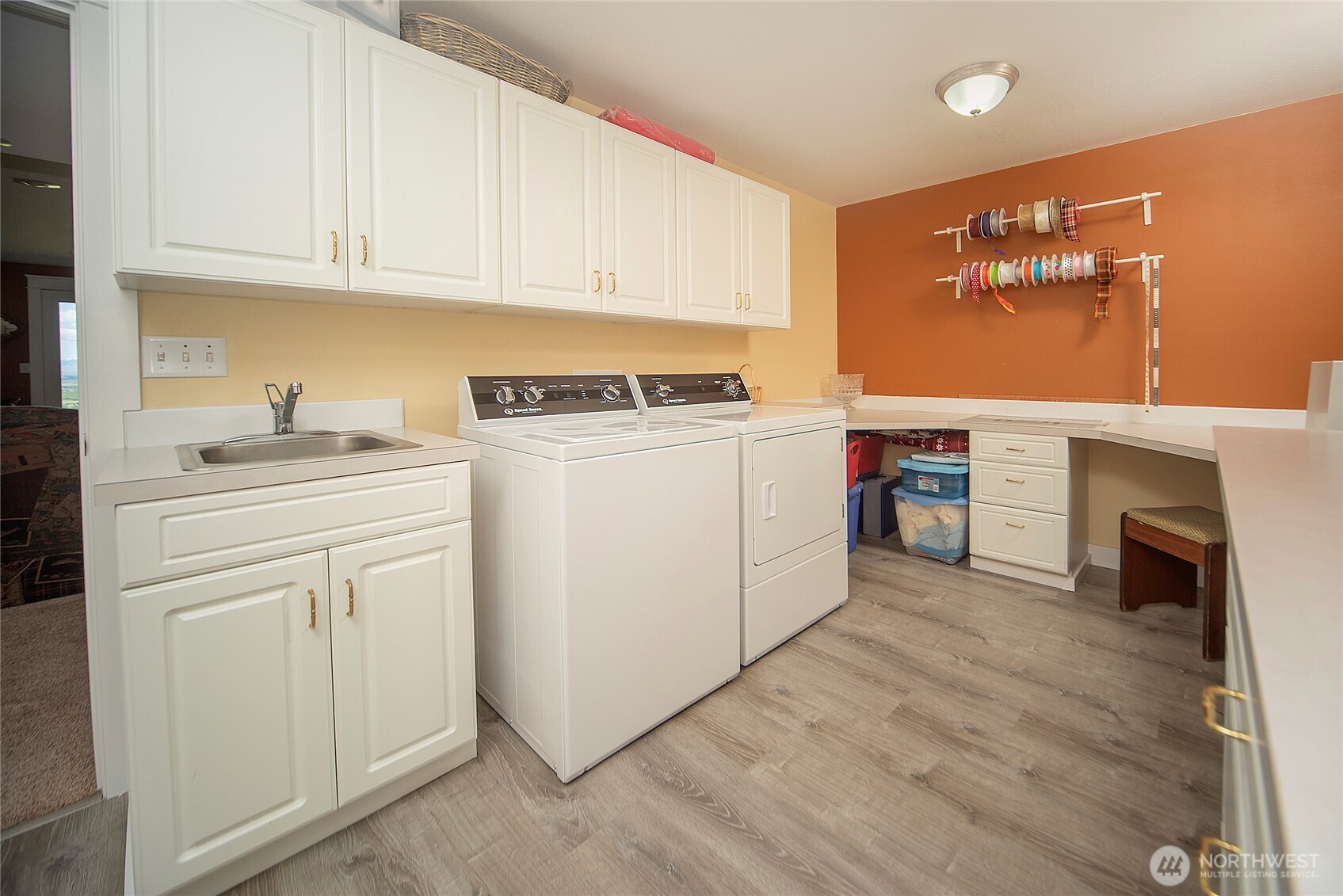 1677 Dodge Road Property Photo 28