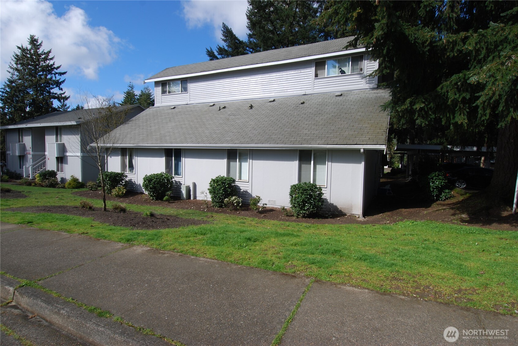 34019 1st Circle Property Photo 8