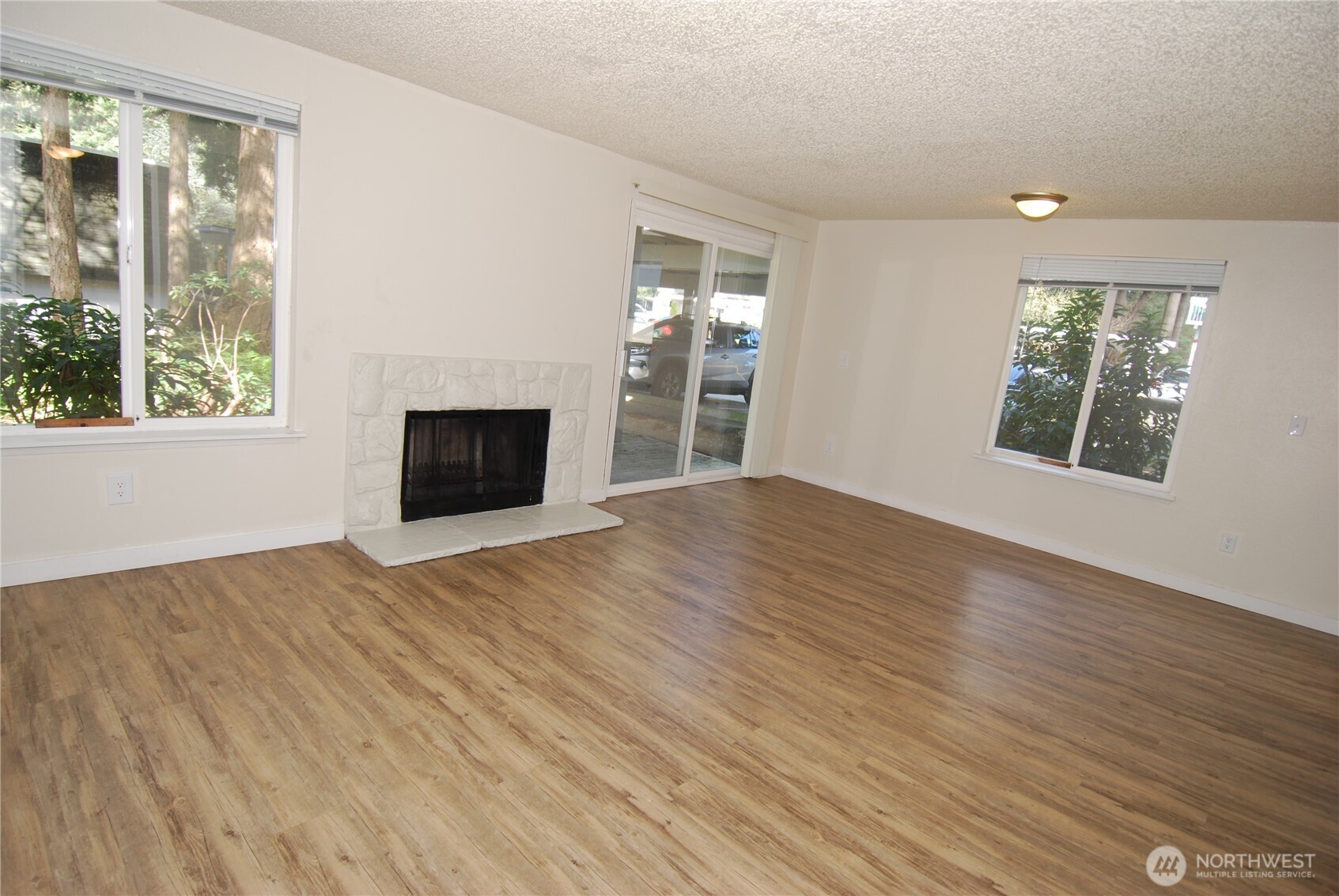 34019 1st Circle Property Photo 9