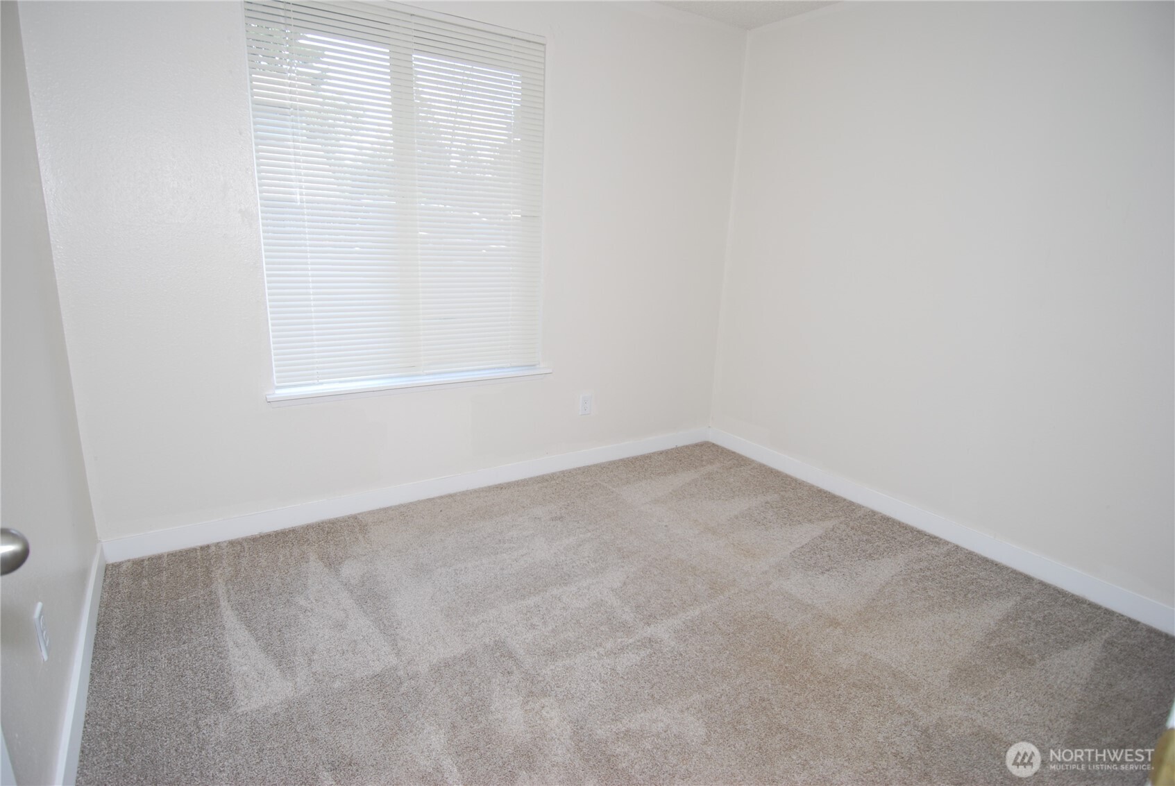 34019 1st Circle Property Photo 16
