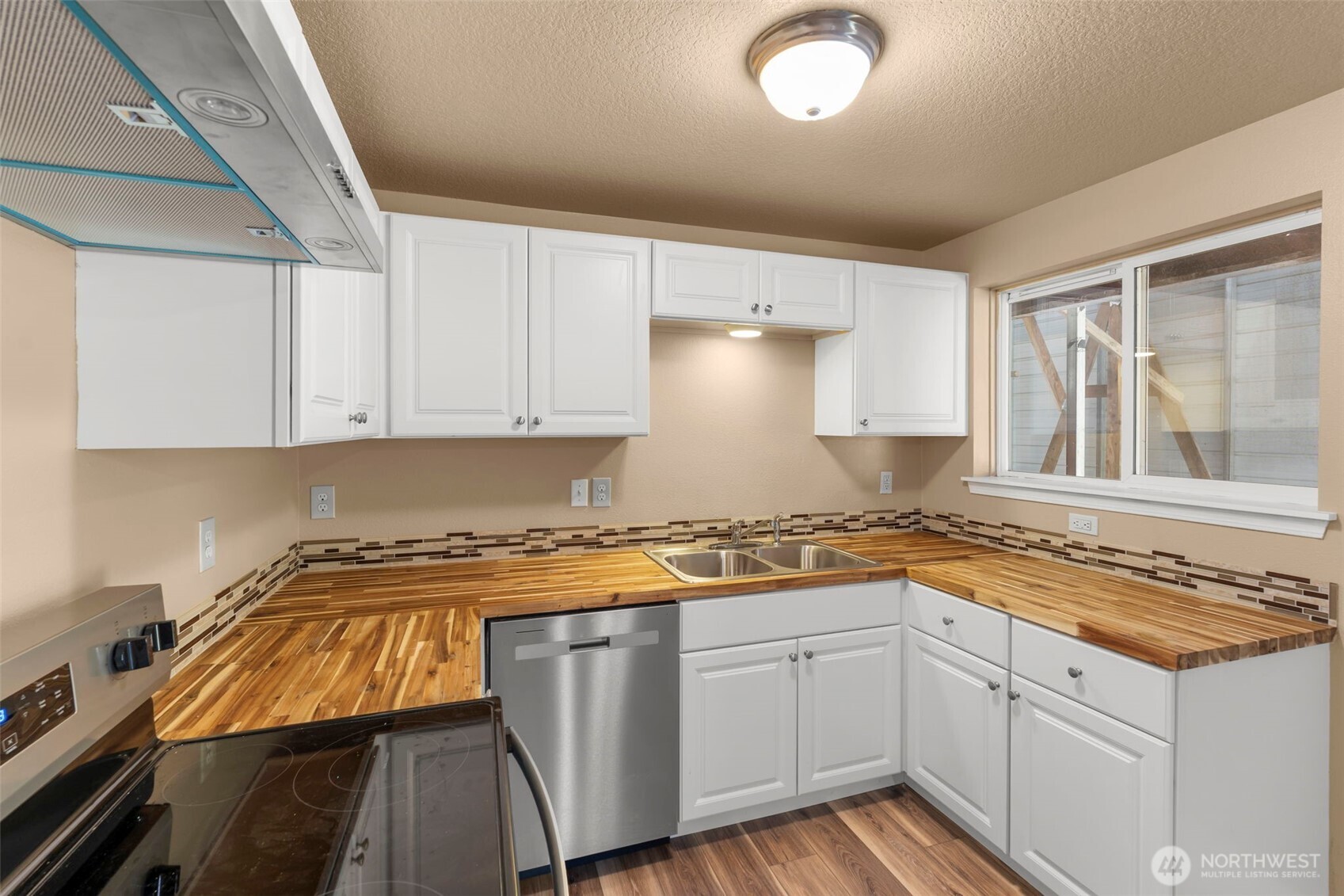 110 Sunny Basin Road Property Photo 13