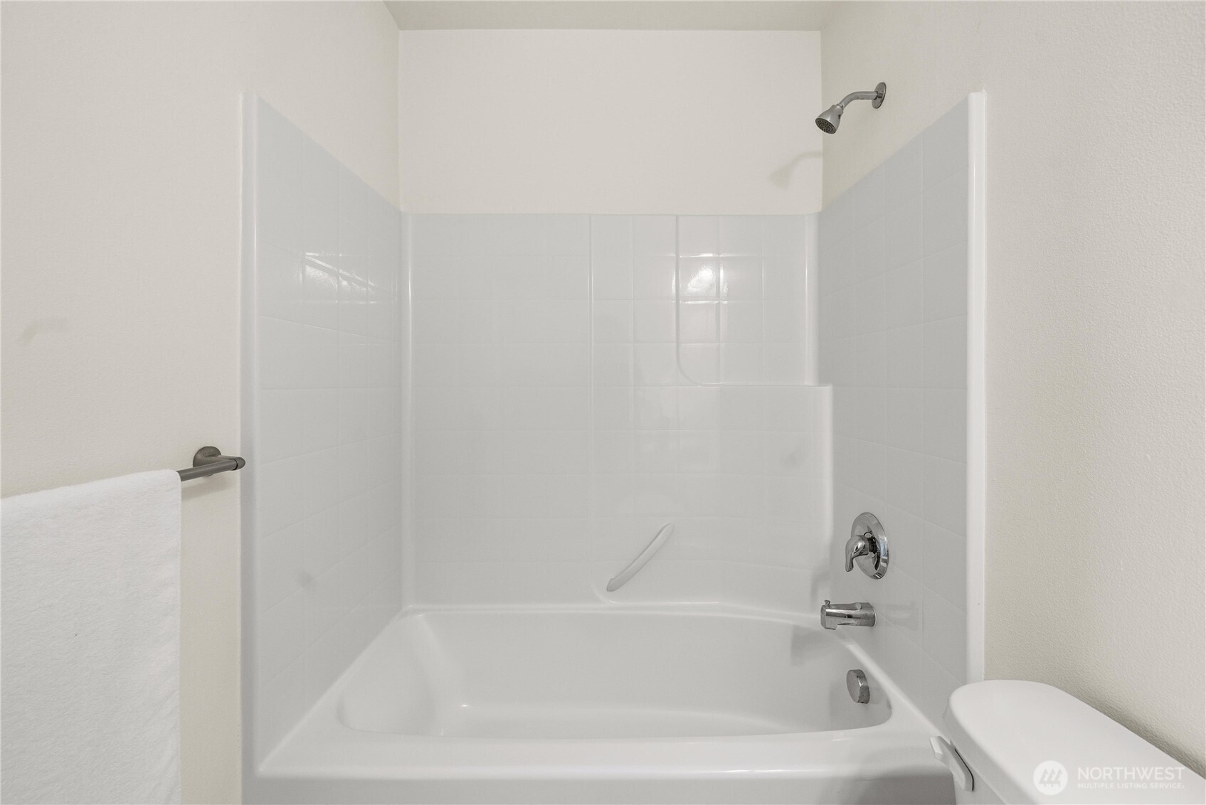 816 Cherry Avenue 1a&b Property Photo 23