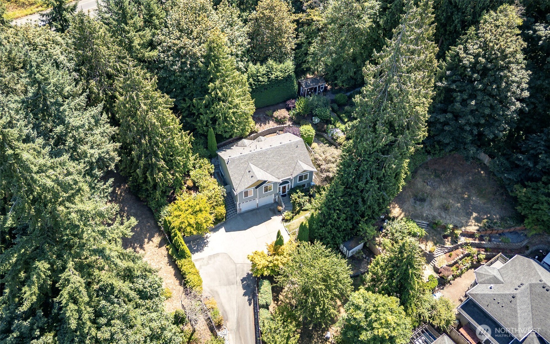 2703 5th Street Property Photo 2