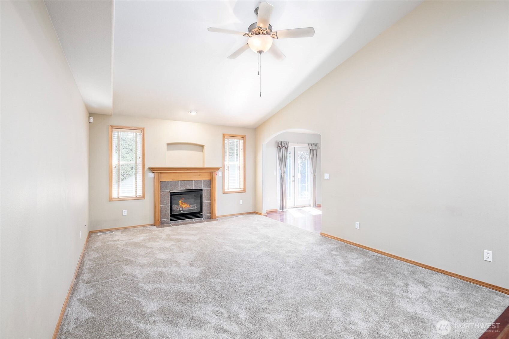 2703 5th Street Property Photo 6