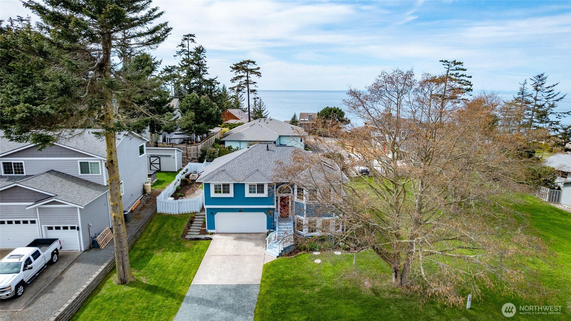 561 Fort Ebey Road Property Photo 2