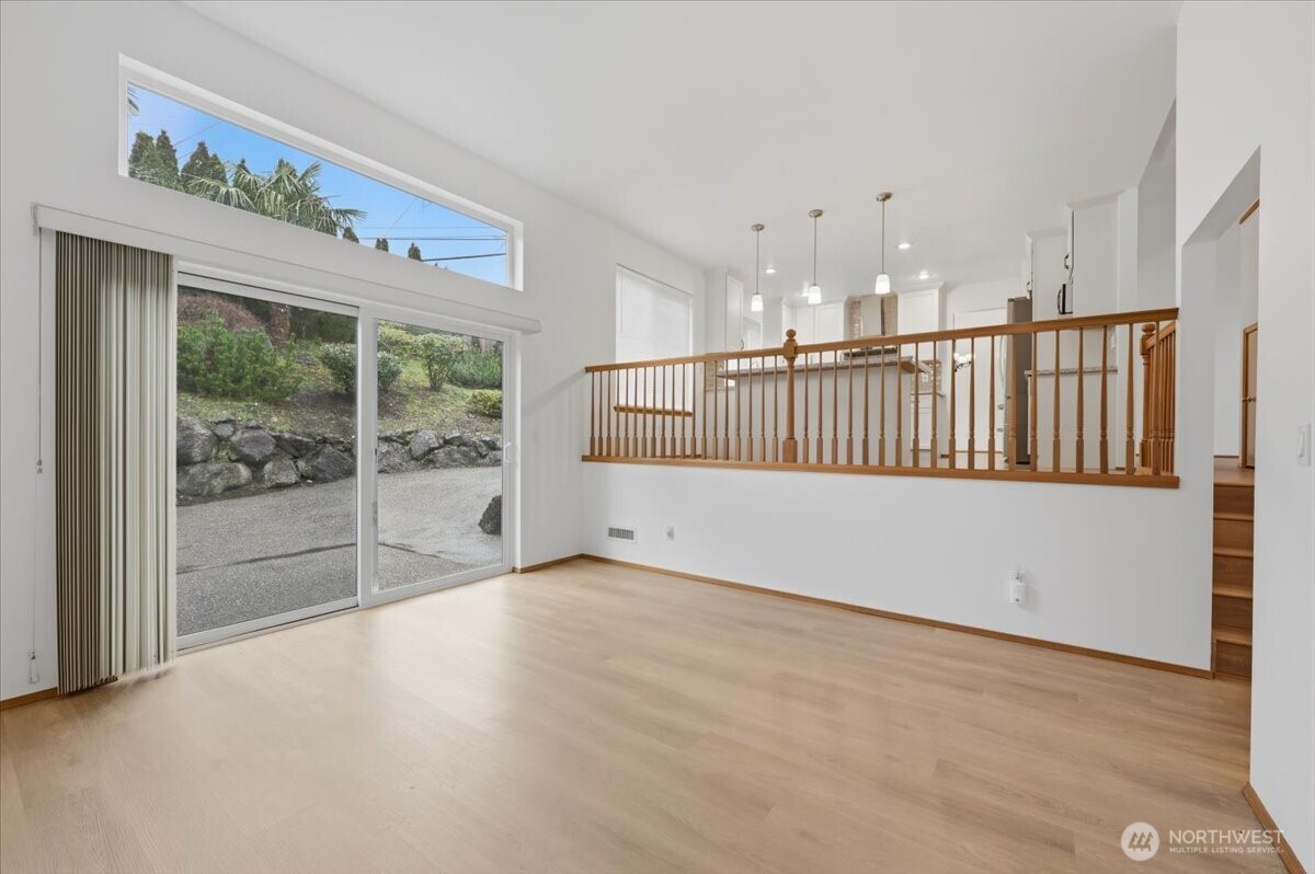 27213 32nd Place Property Photo 13