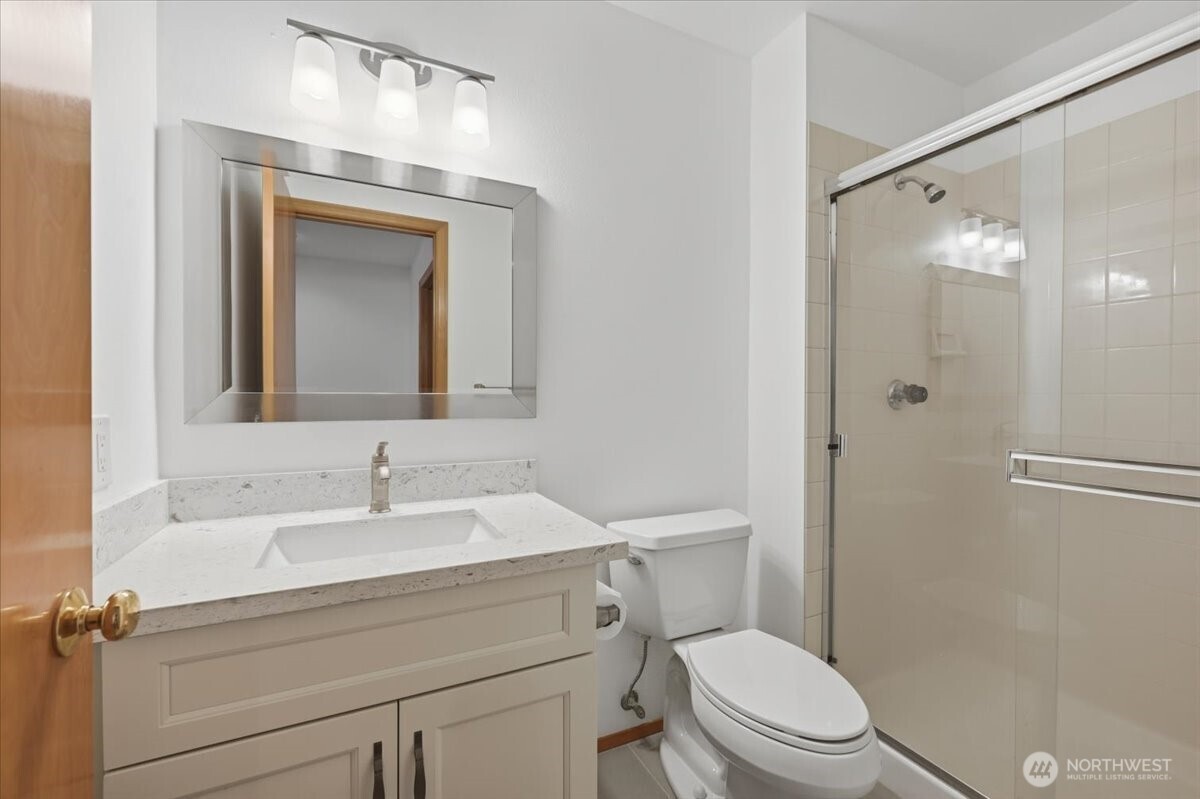 27213 32nd Place Property Photo 15