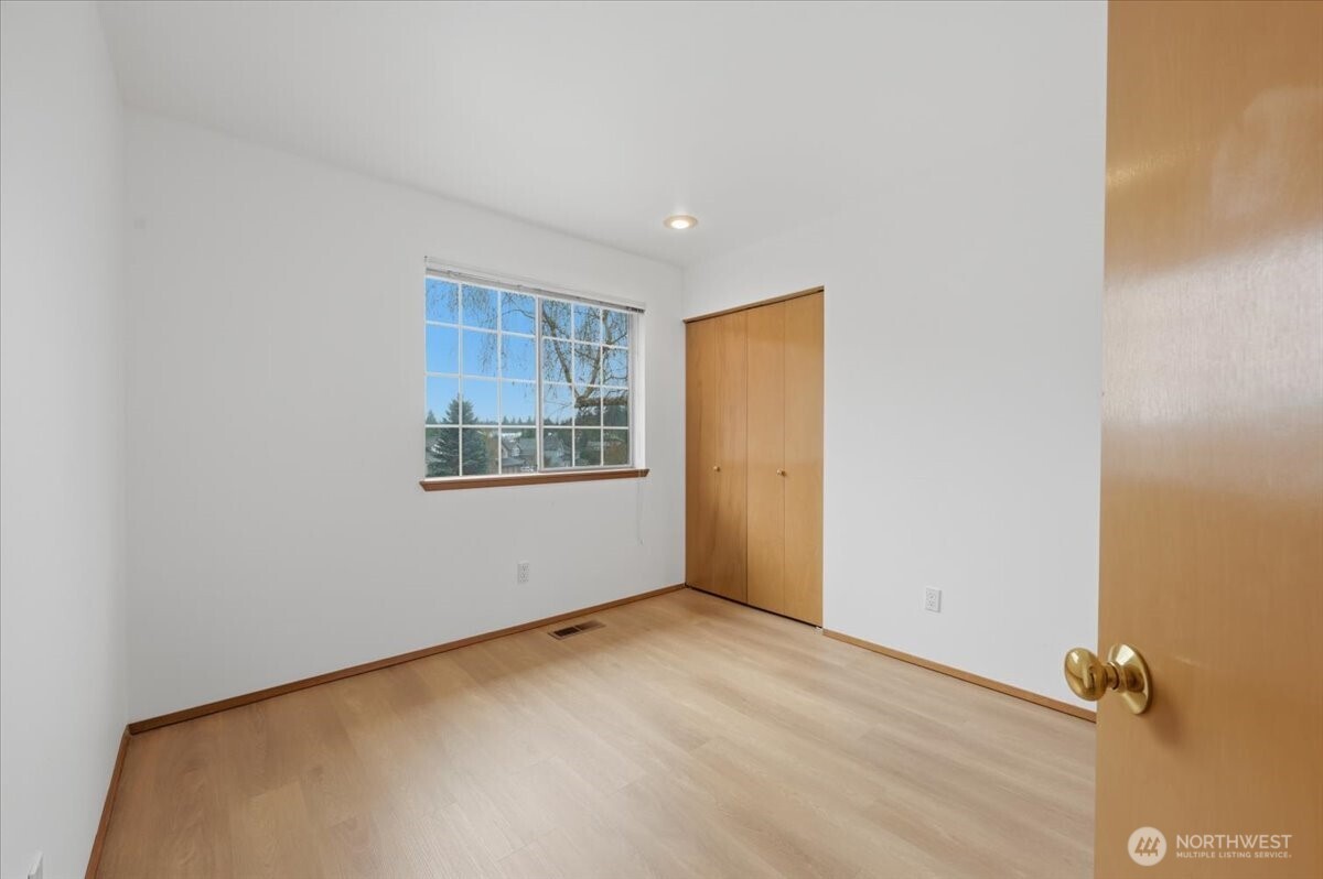 27213 32nd Place Property Photo 21