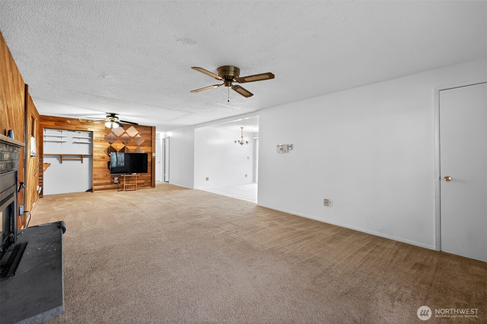 1010 Coolidge Road Property Photo 3