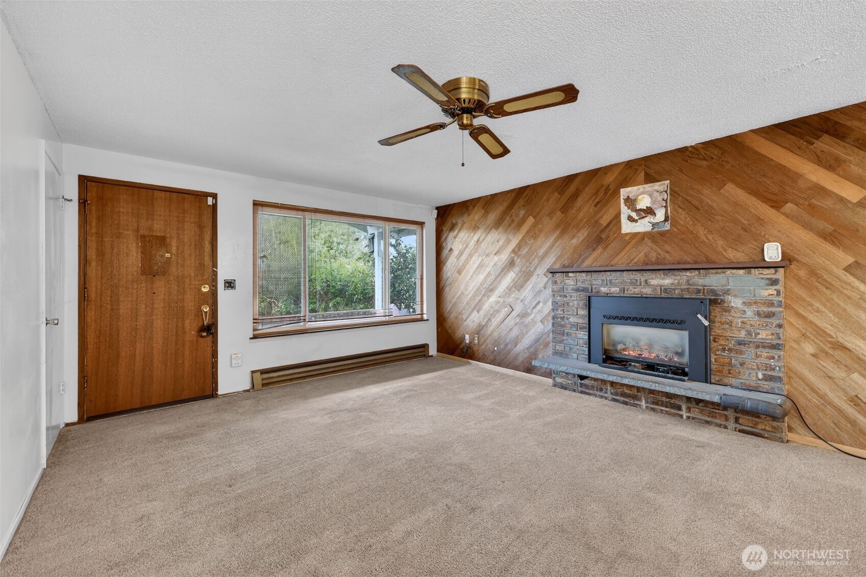 1010 Coolidge Road Property Photo 5