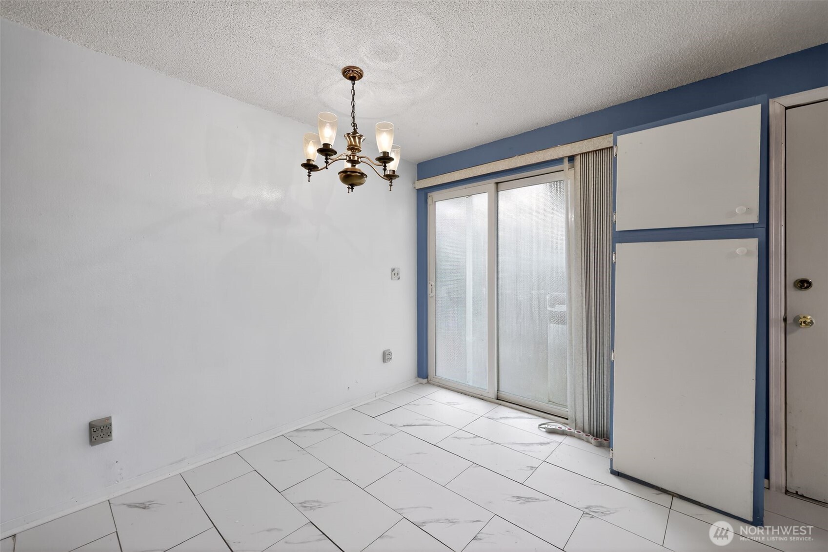 1010 Coolidge Road Property Photo 7