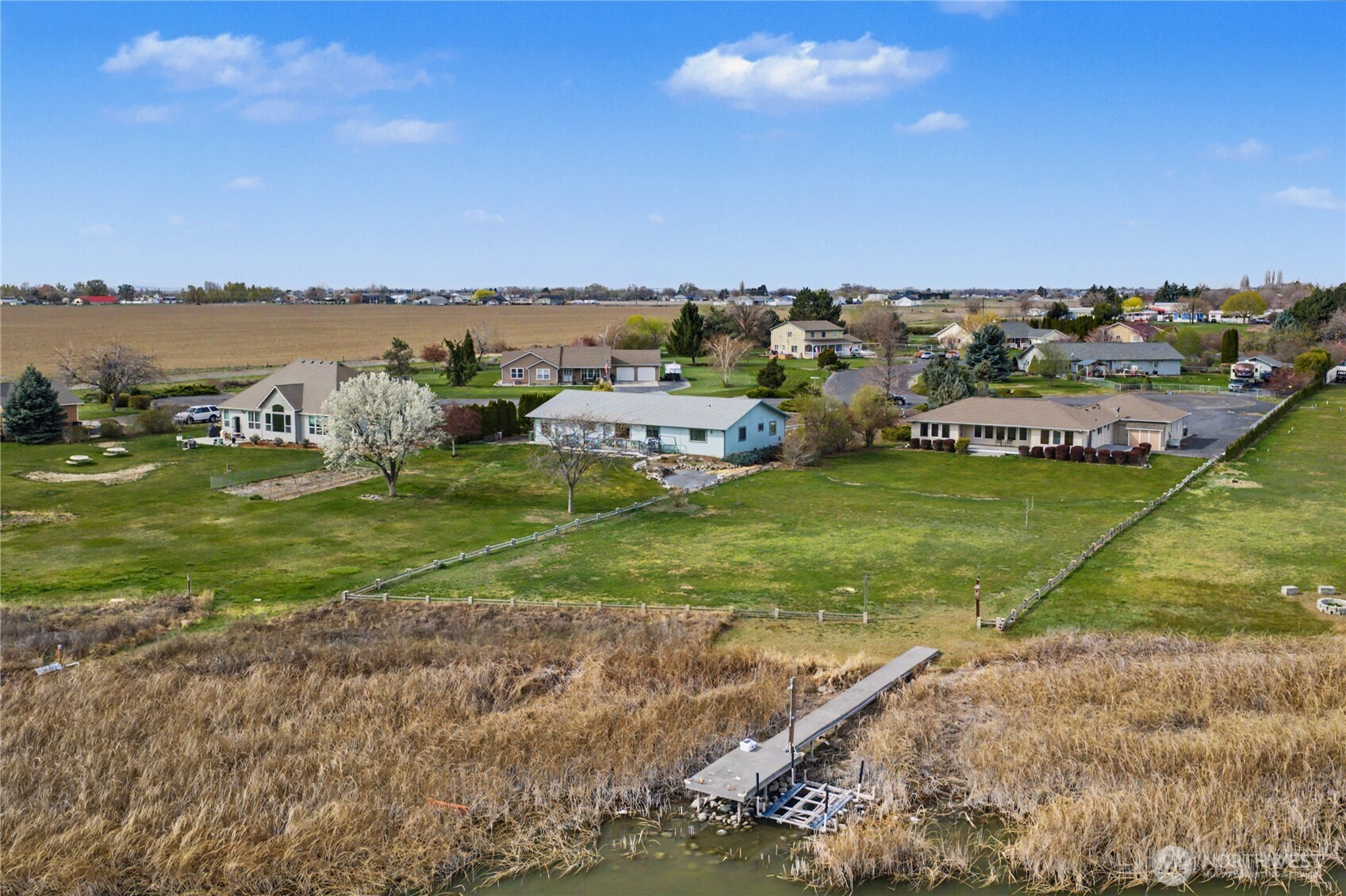 3103 Ne Meadowlark Lane Property Photo 7