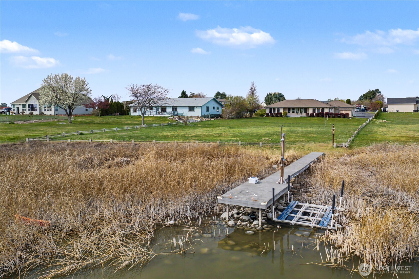 3103 Ne Meadowlark Lane Property Photo 8