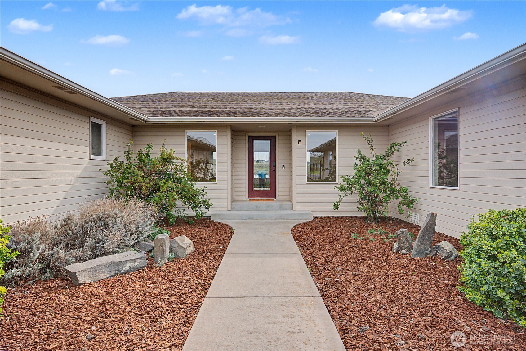 3103 Ne Meadowlark Lane Property Photo 10