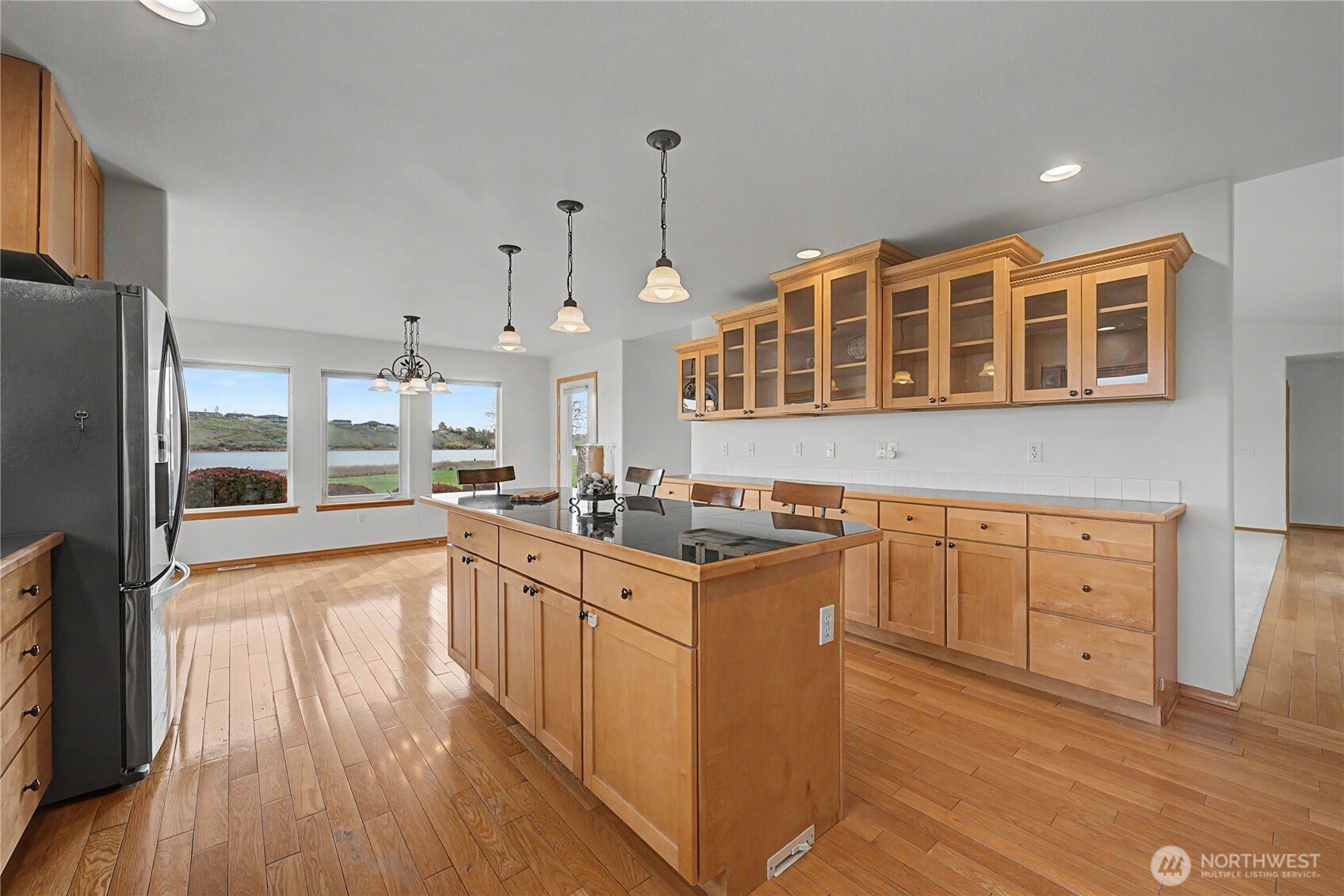 3103 Ne Meadowlark Lane Property Photo 17