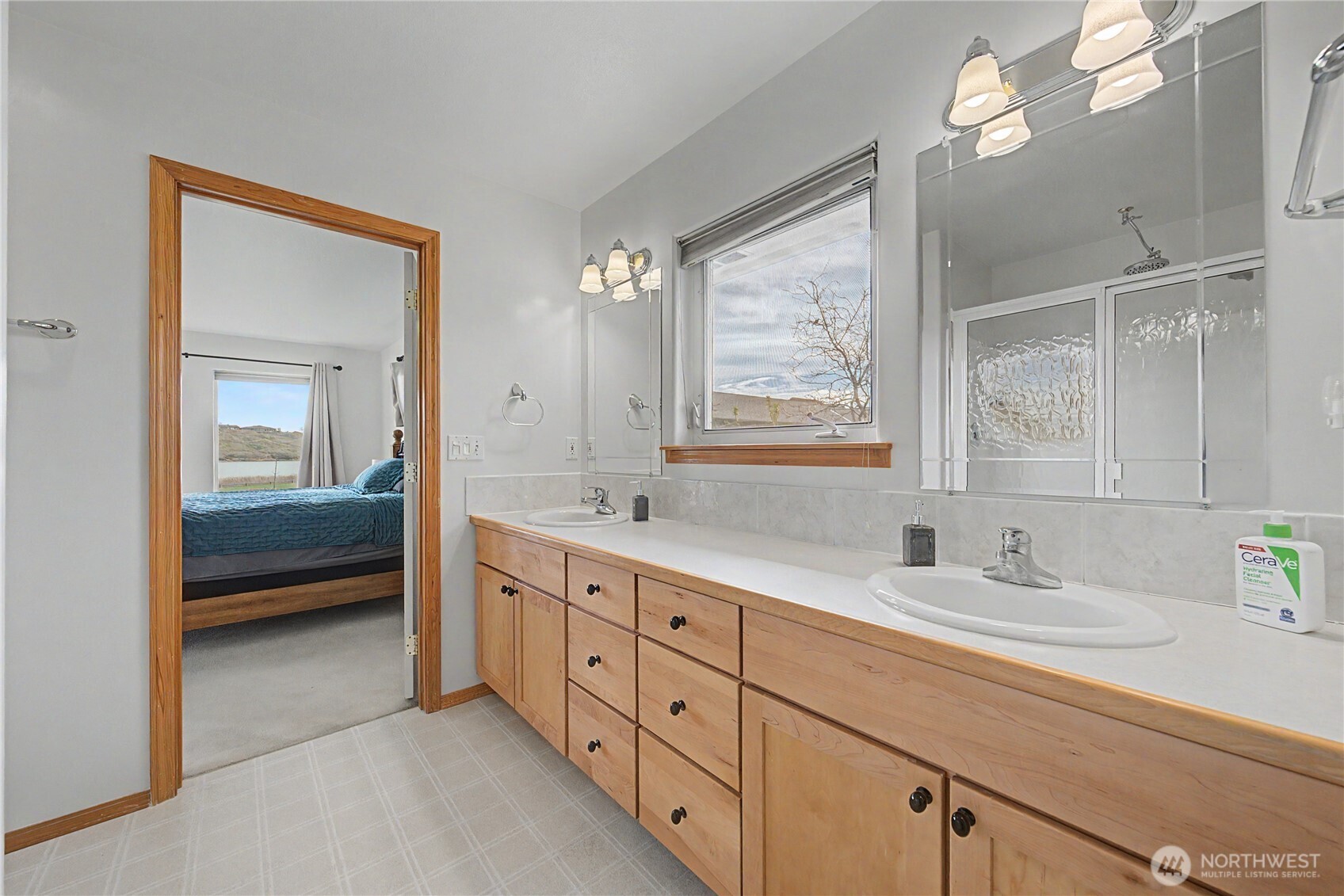 3103 Ne Meadowlark Lane Property Photo 25