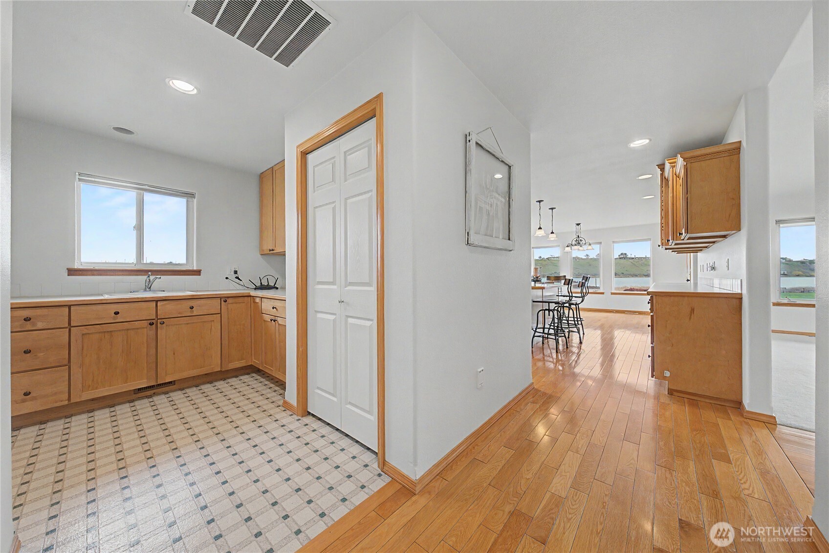 3103 Ne Meadowlark Lane Property Photo 31