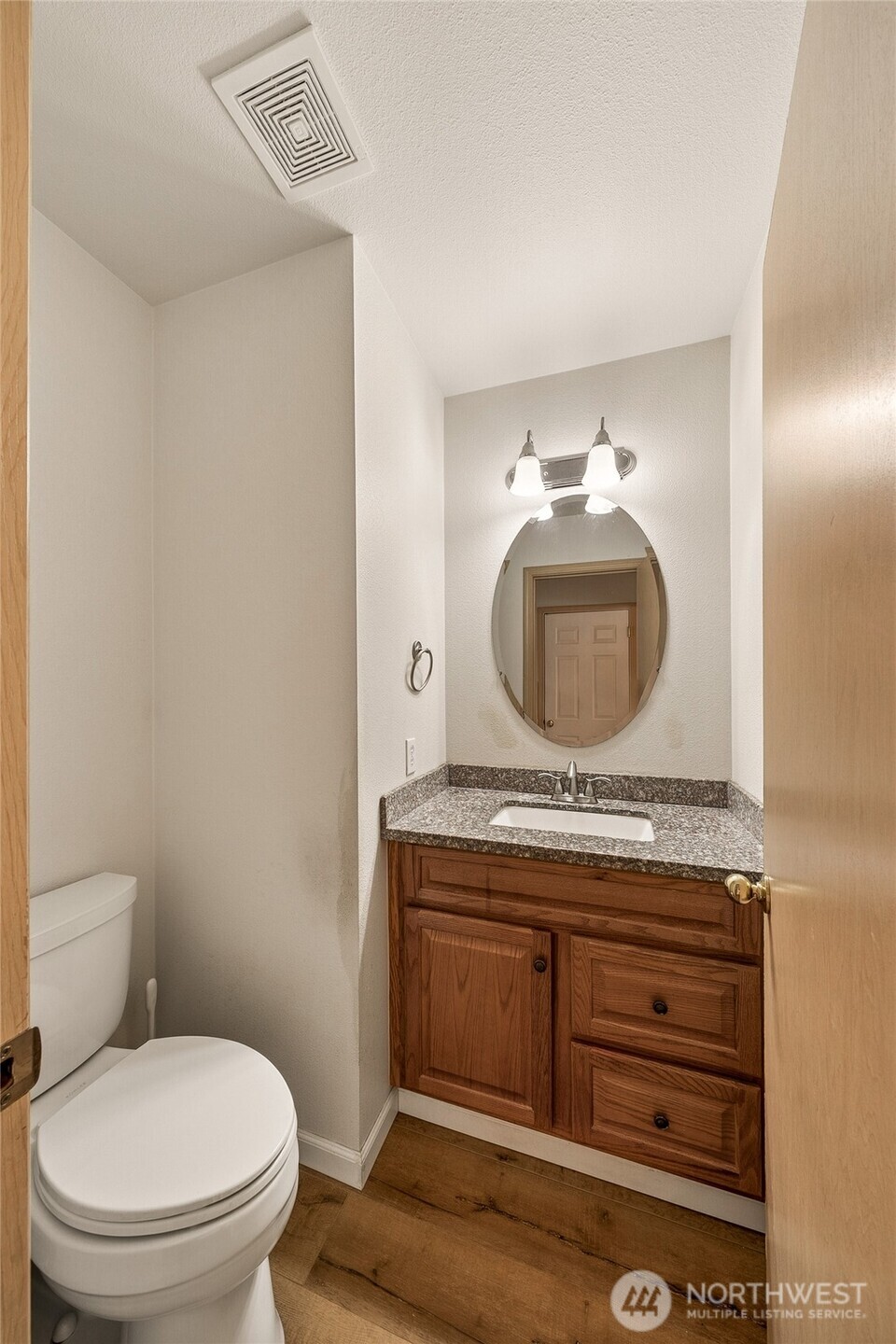 16425 39th Avenue Property Photo 13