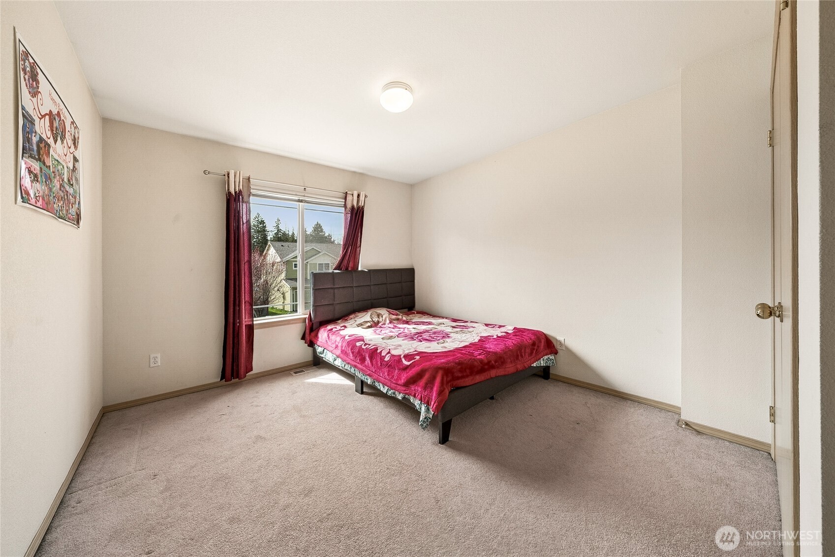 16425 39th Avenue Property Photo 22
