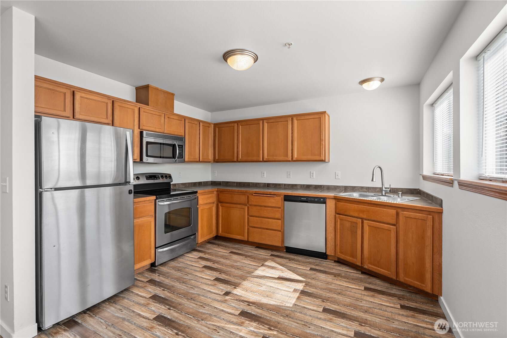 1012 109th Street Ct 71 Property Photo 7
