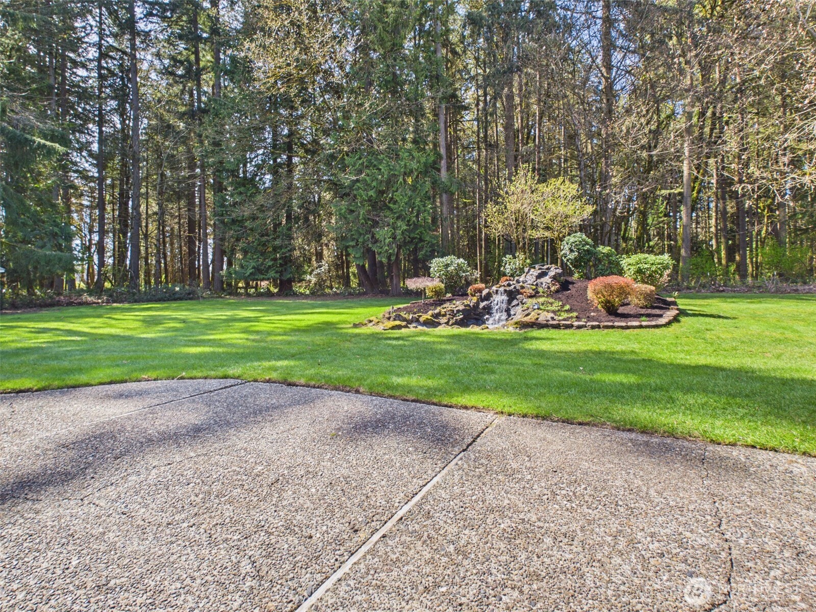 3211 70th Avenue Property Photo 7