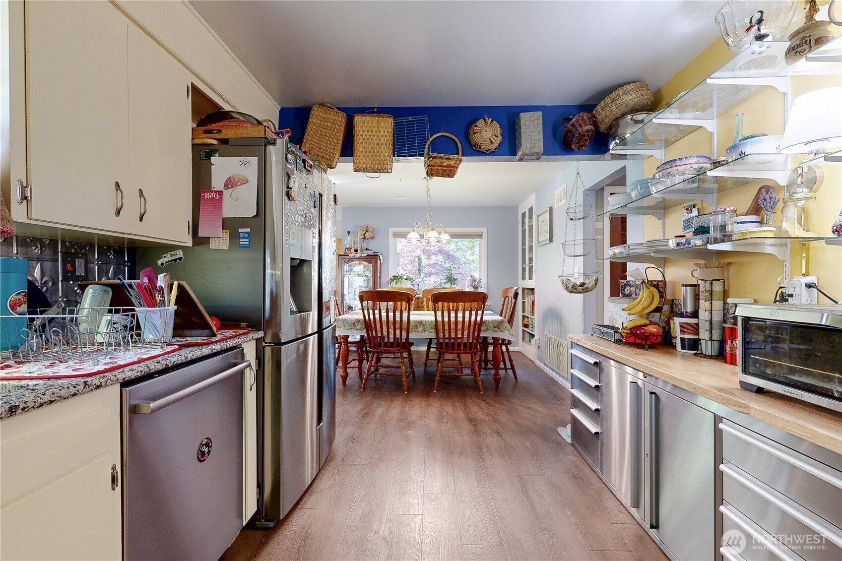 821 E Chestnut Street Property Photo 7