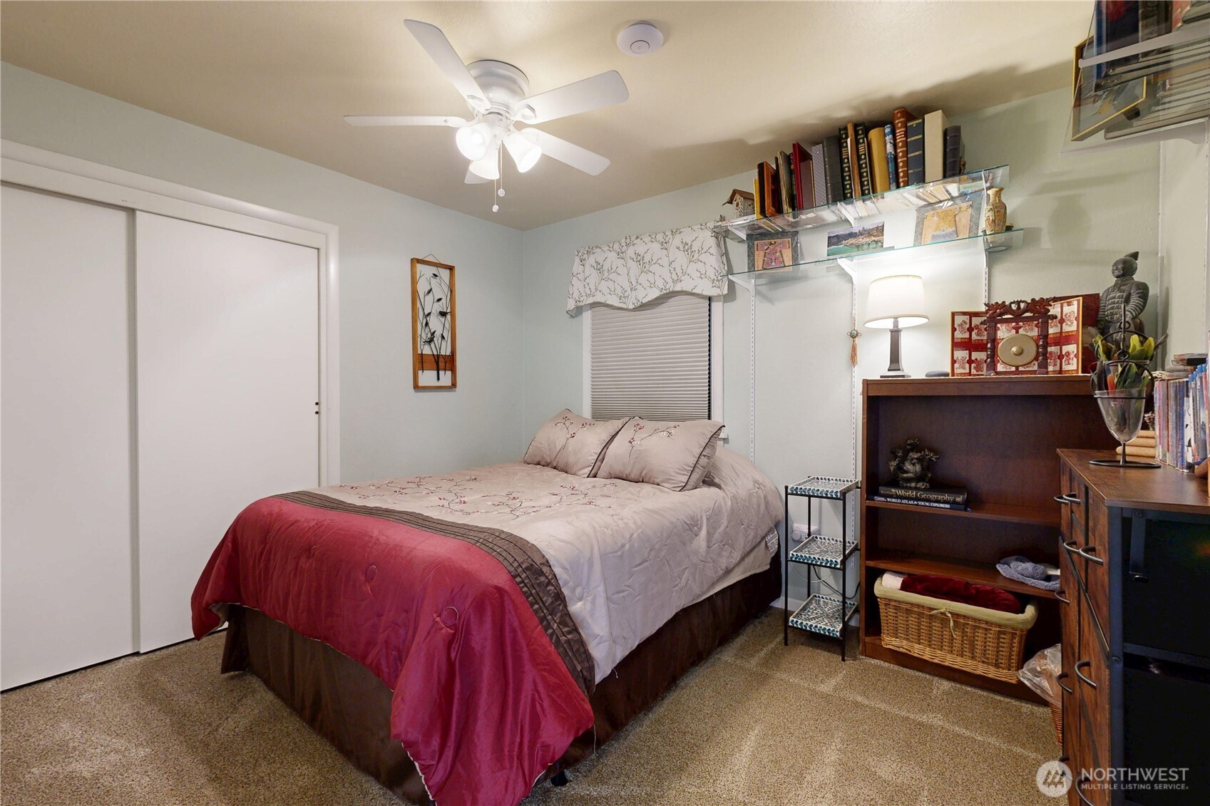 821 E Chestnut Street Property Photo 11