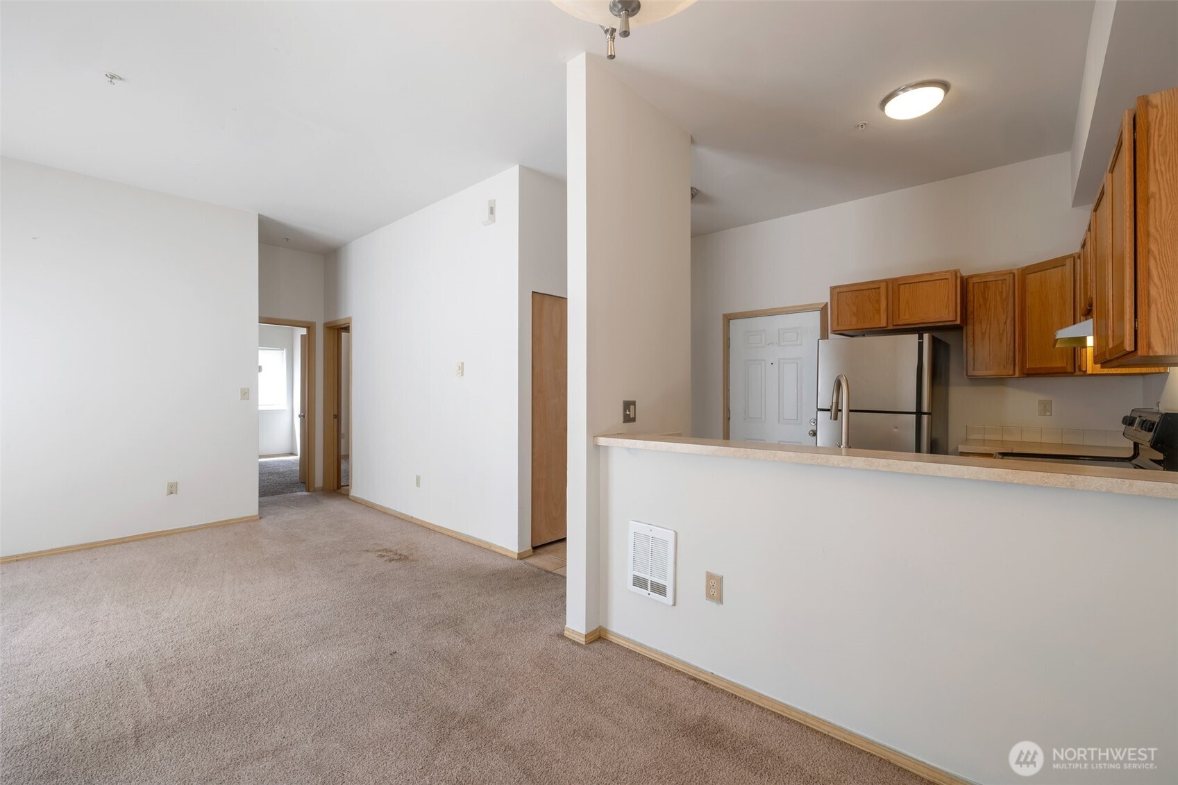 11424 1st Avenue 103 Property Photo 6