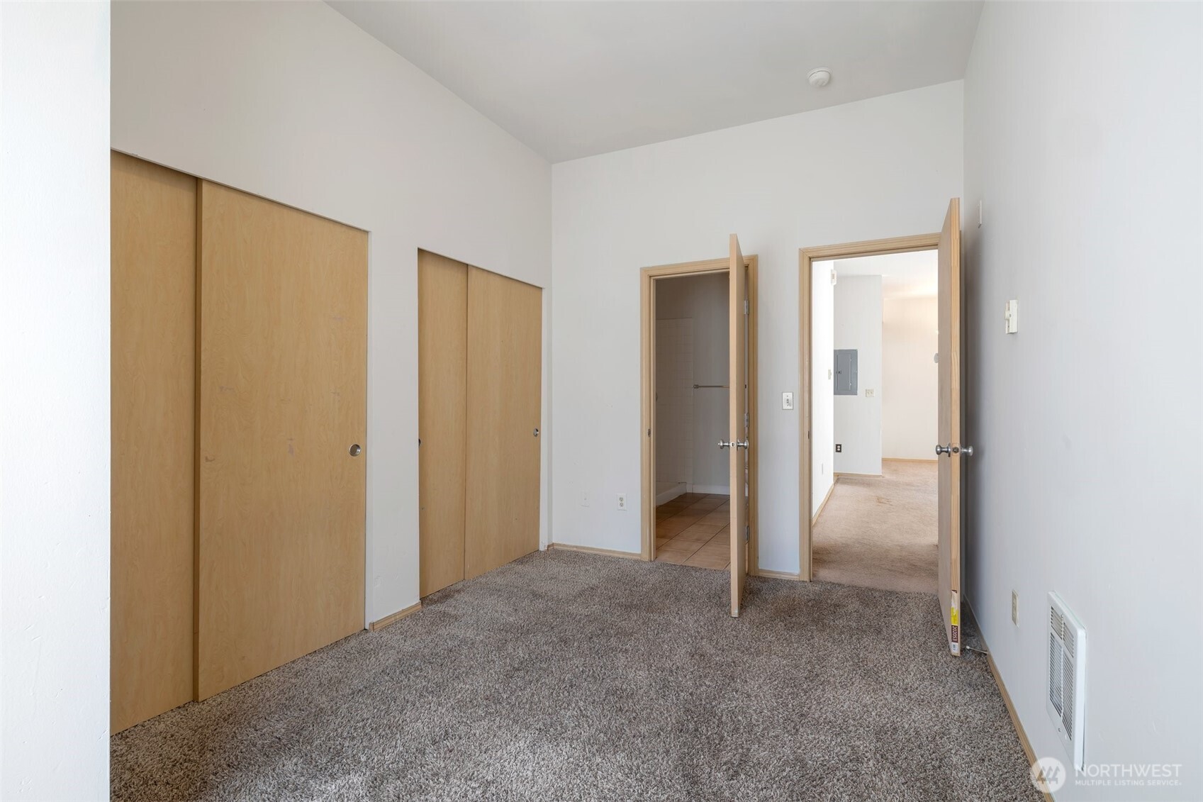 11424 1st Avenue 103 Property Photo 13